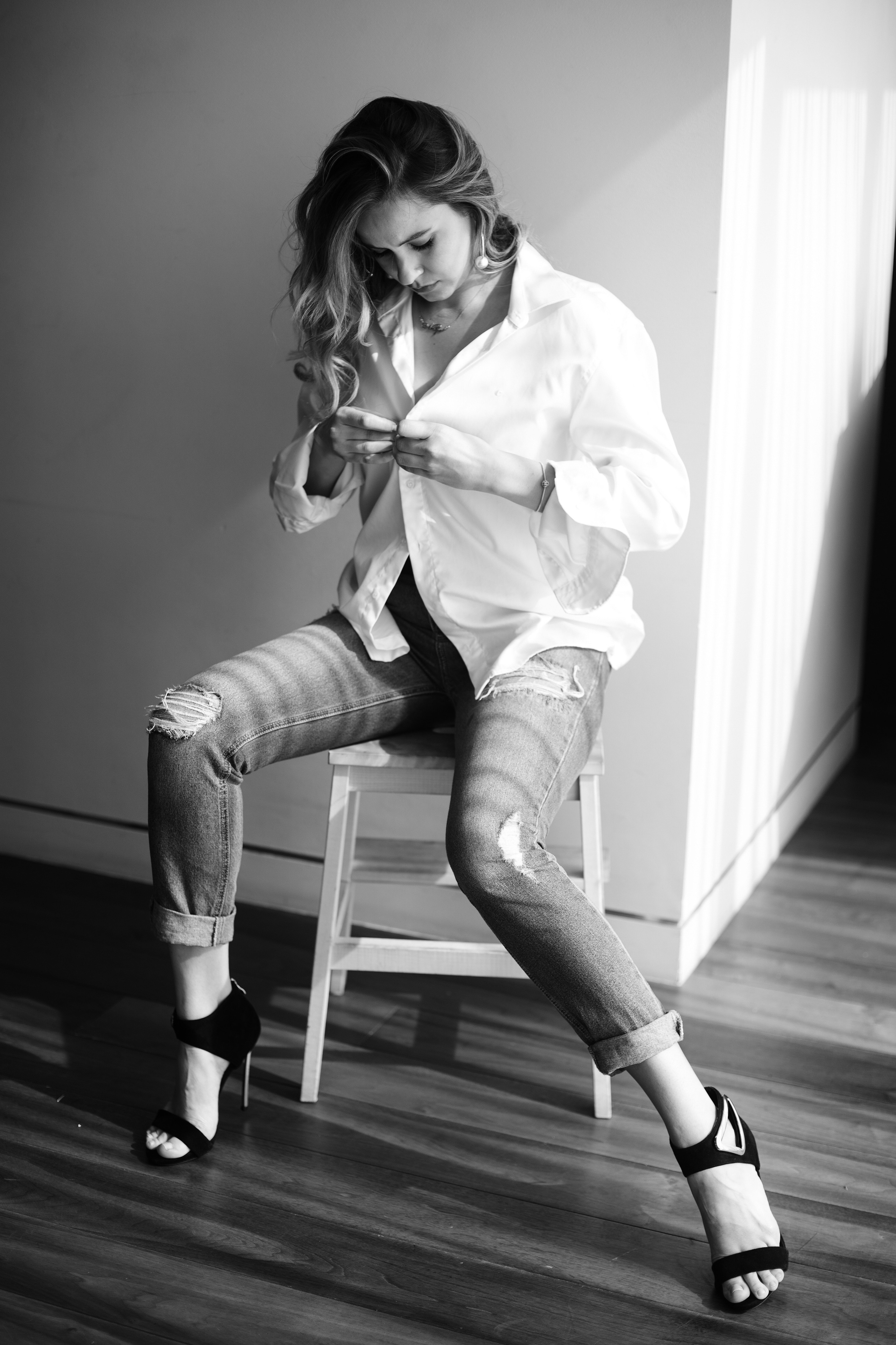 Фотосессия в черно белом стиле, женский черно-белый портрет. Фотограф в Сочи Катя Гончарова