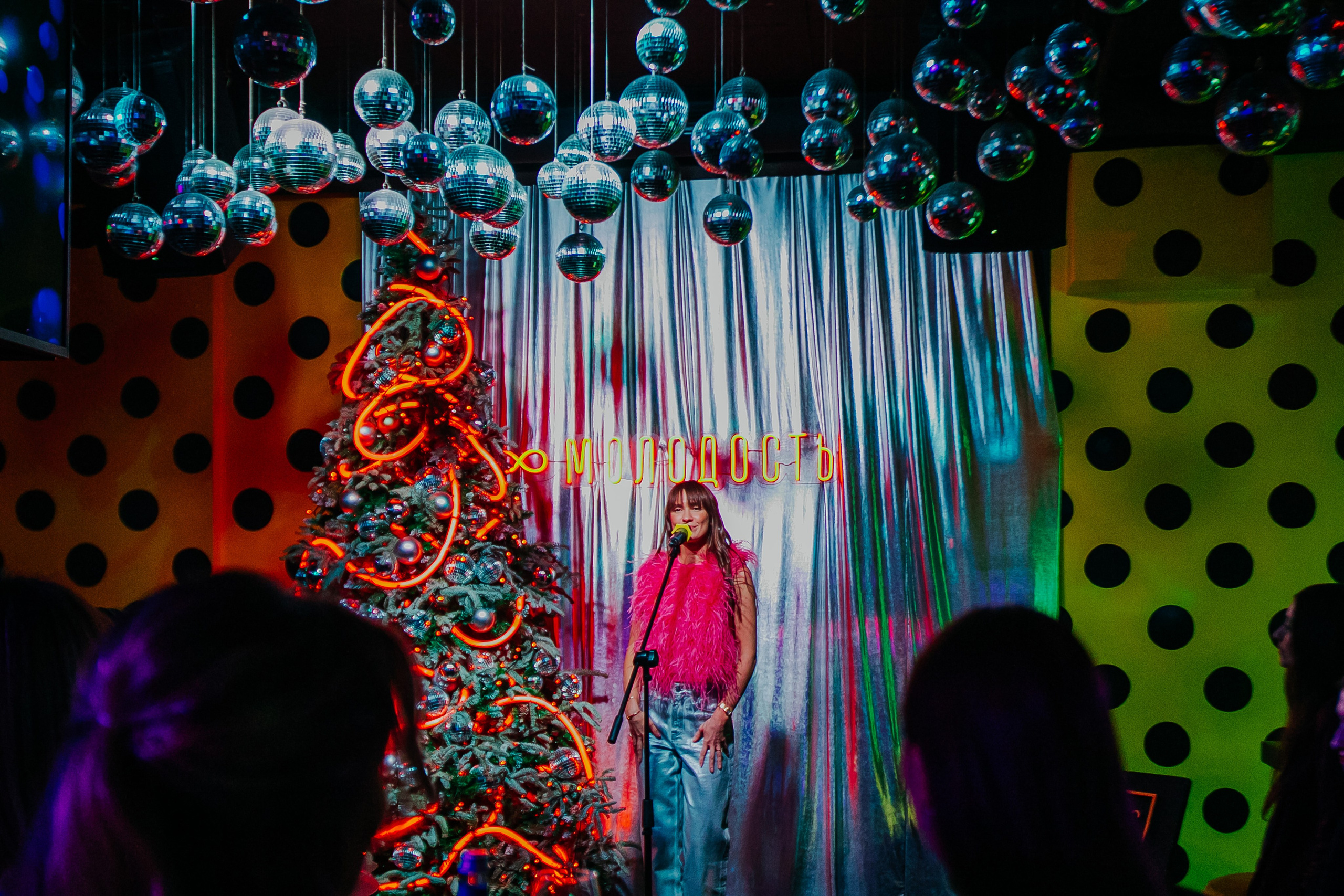 БАР МОЛОДОСТЬ. Репортажный и портретный фотограф в Екатеринбурге Гизатуллин Марат