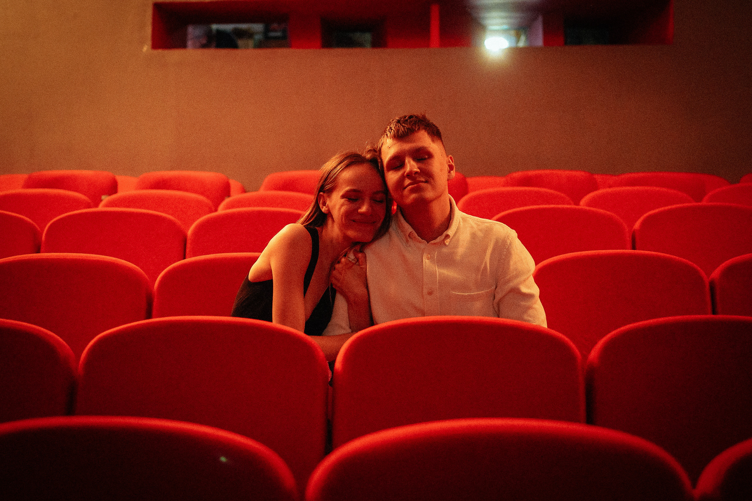 Предложение. Никита и Лера. Репортажный фотограф в Новосибирске. Алексей Гриценко