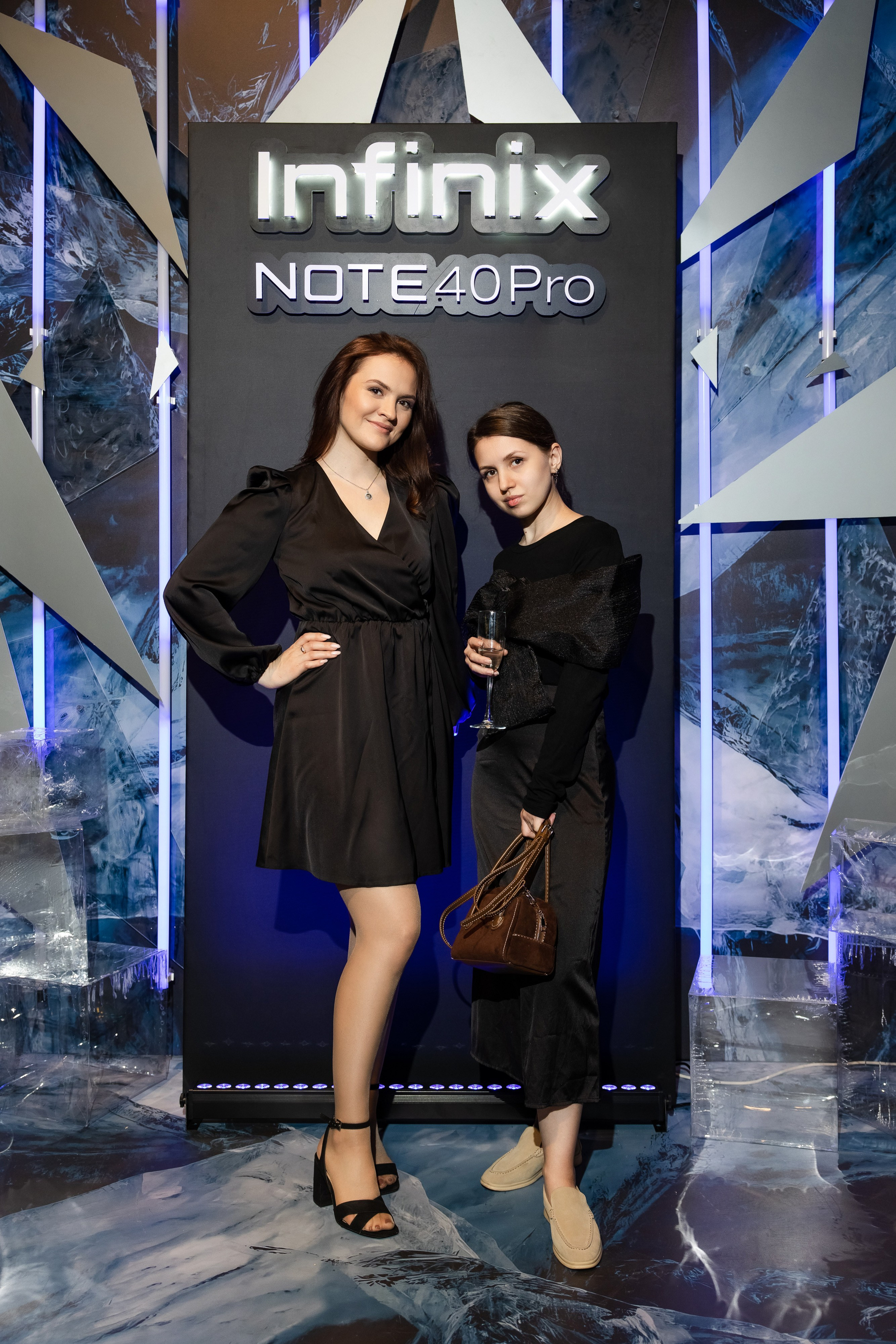 Презентация Infinix. Свадебный репортажный фотограф в Москве