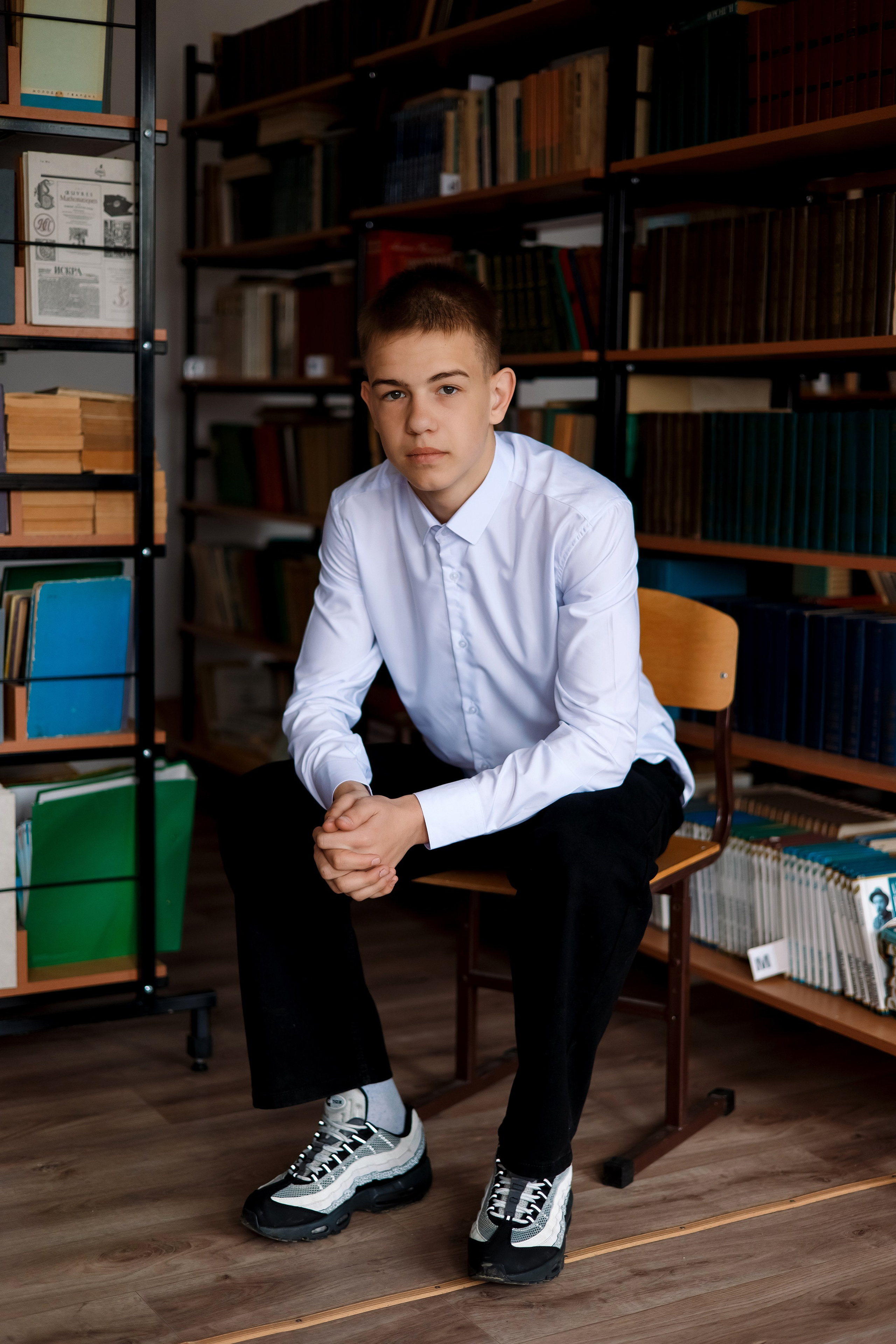 9 класс съемка в школе. Фотограф Любовь Корниенко, Примоский край