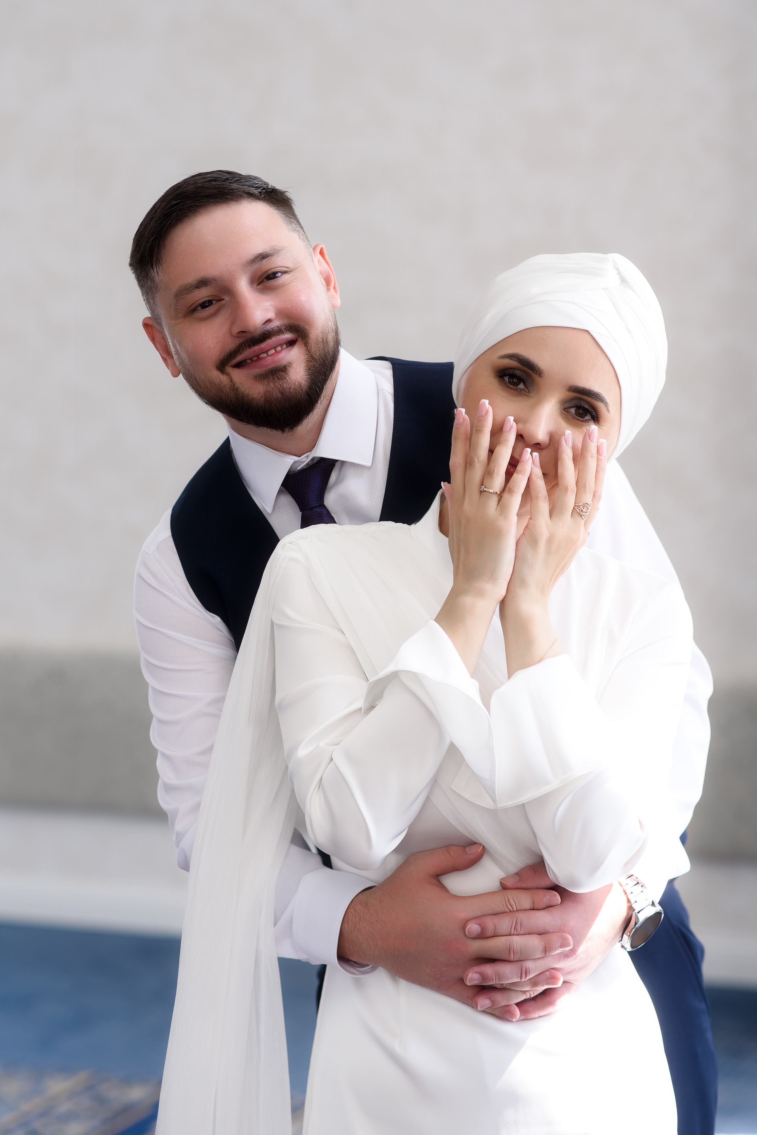 Альберт и Айсылу. Фотограф людей, белок и единорогов)