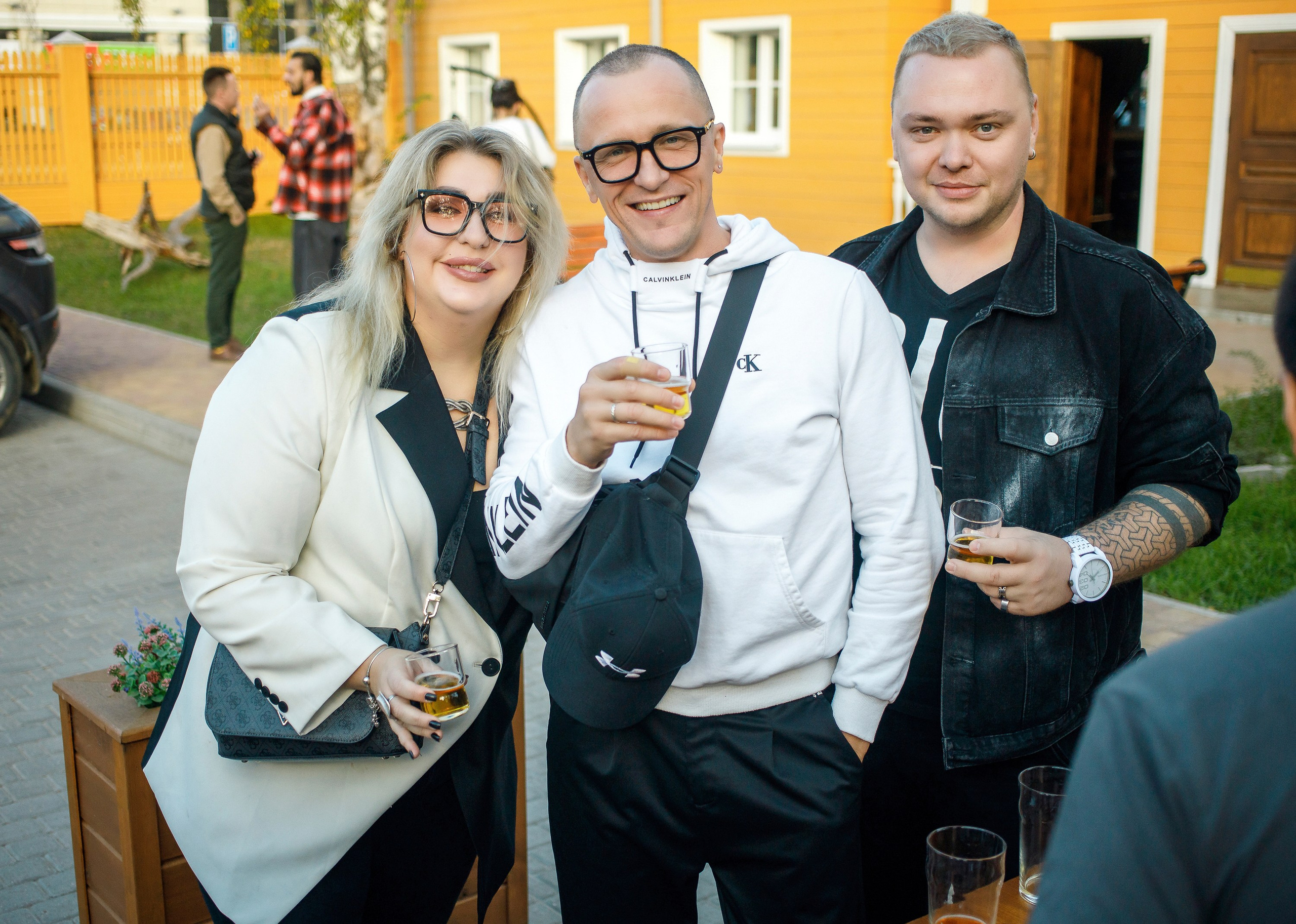 Репортаж бар Флигель. Свадебный, репортажный фотограф в городе Вологда и Череповец Эндрю Грек