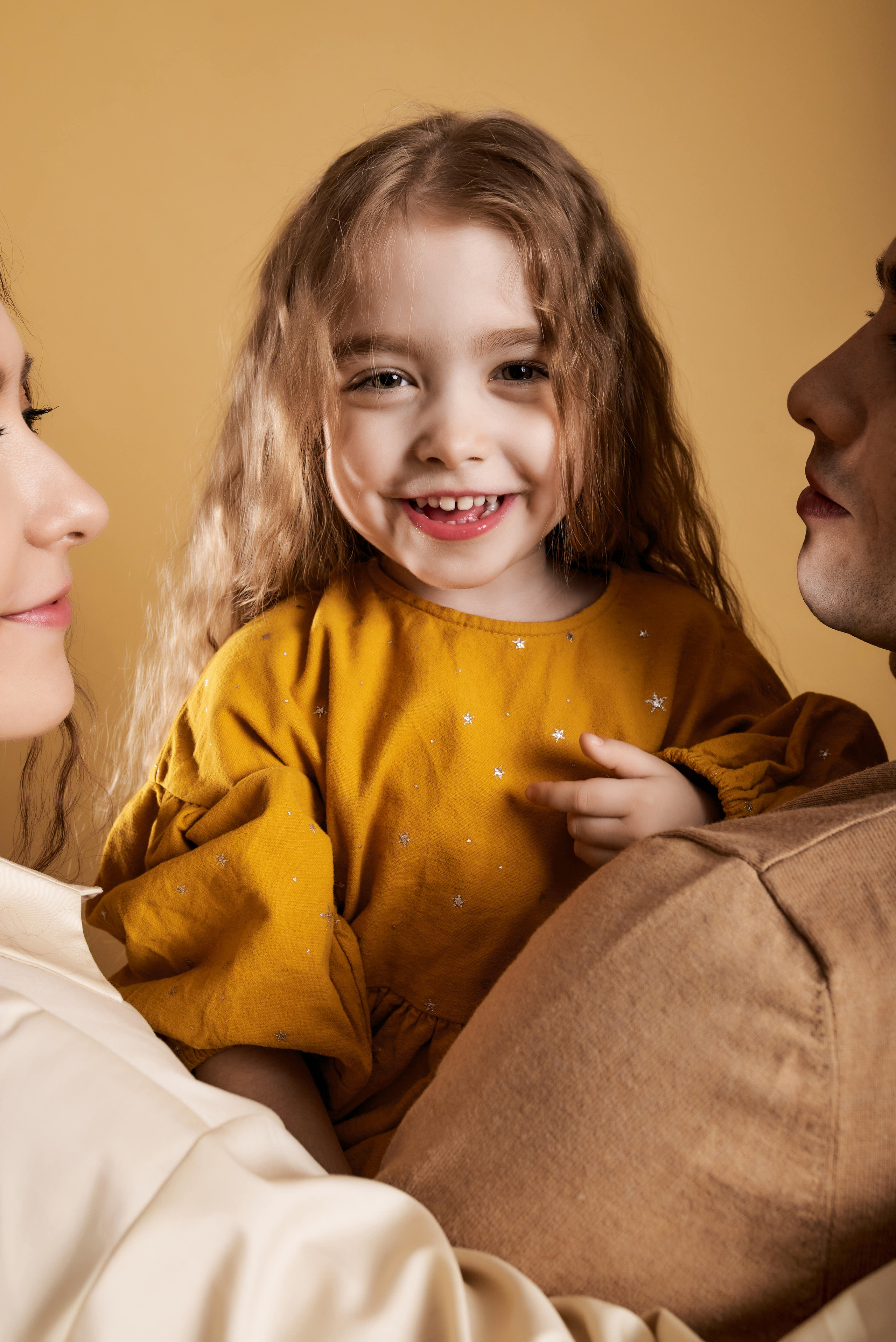 Алиса Артем и Алеся. Свадебный фотограф г. Новочеркасск г. Ростов-на-Дону