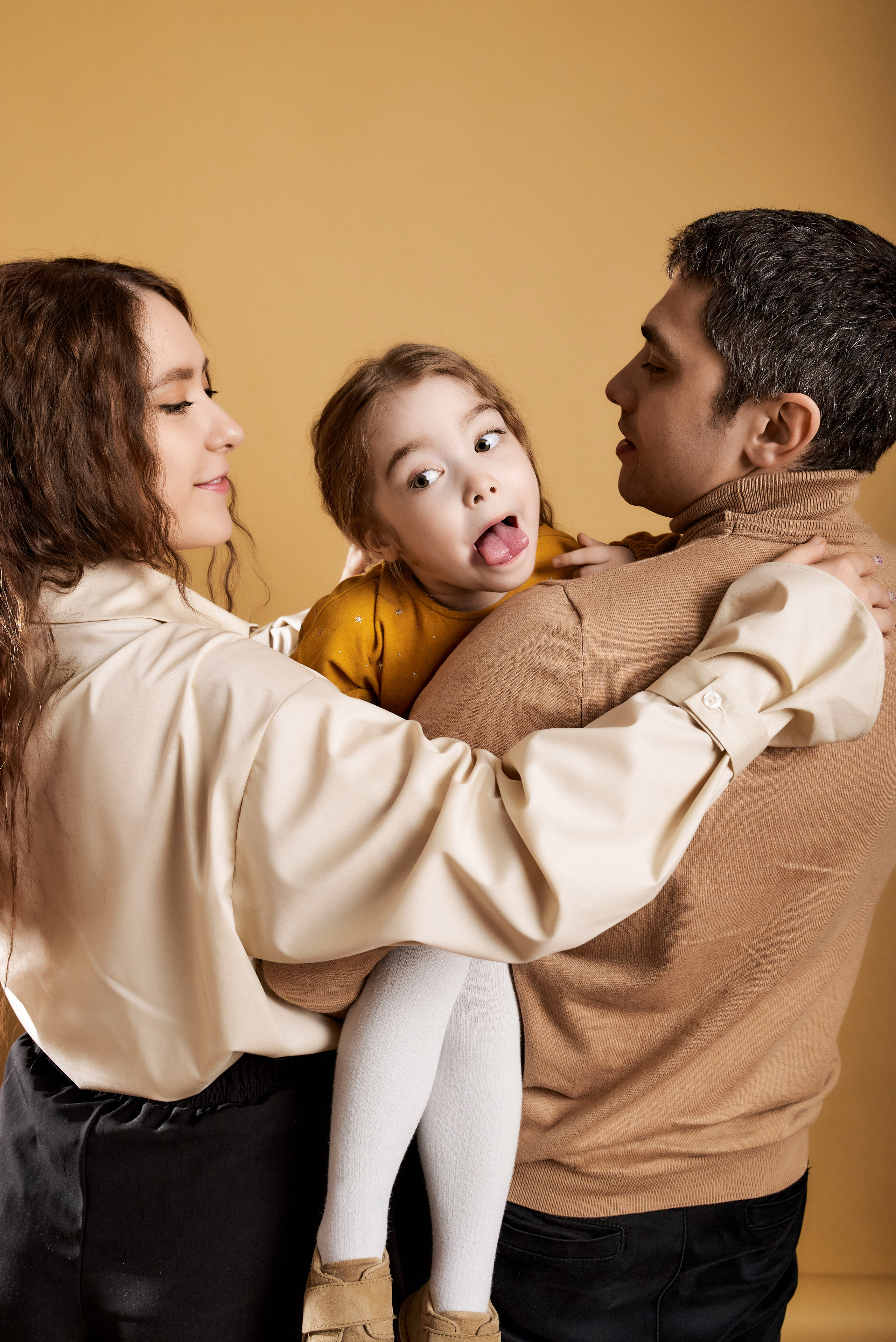 Алиса Артем и Алеся. Свадебный фотограф г. Новочеркасск г. Ростов-на-Дону
