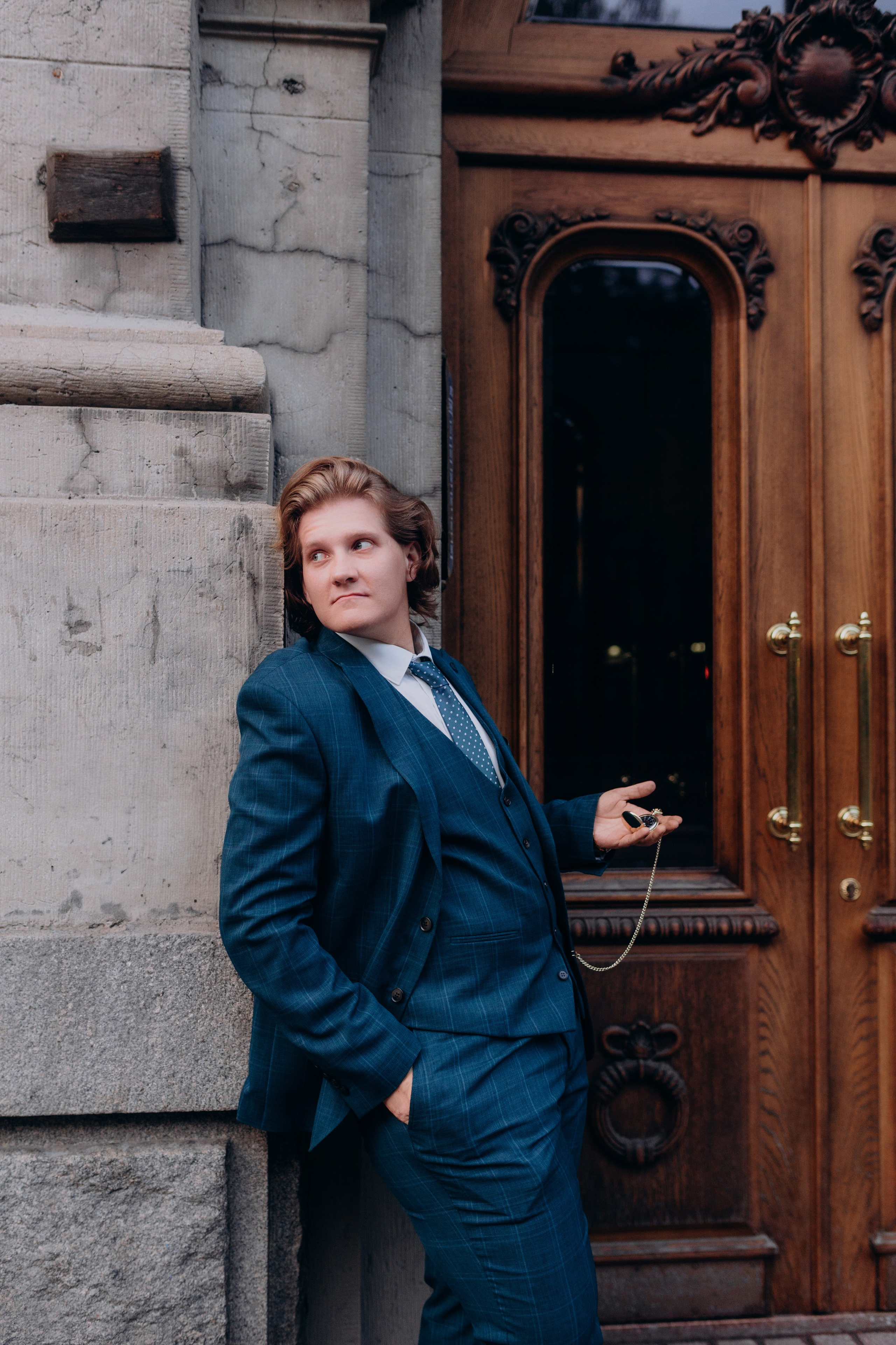 Фотосессия лавстори в сердце Петроградки пары будто из Сказки). Фотограф в Санкт-Петербурге Разиля Идиятуллина