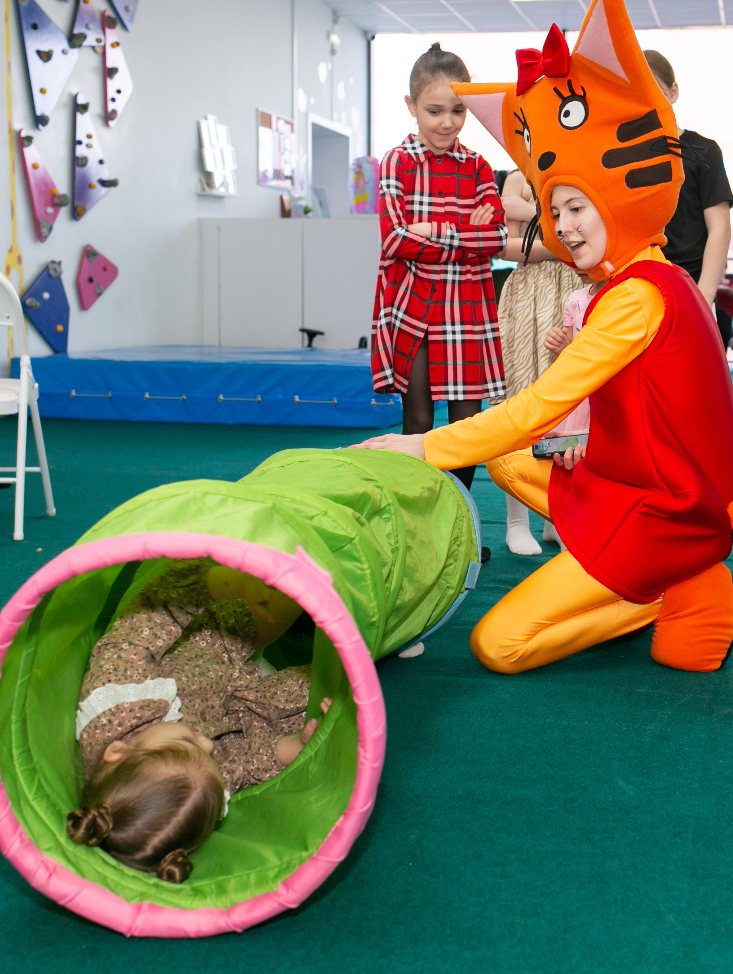 Белый кролик. Годик. Фотограф новорожденных и семейный фотограф НСО г. Бердск Марина Львова