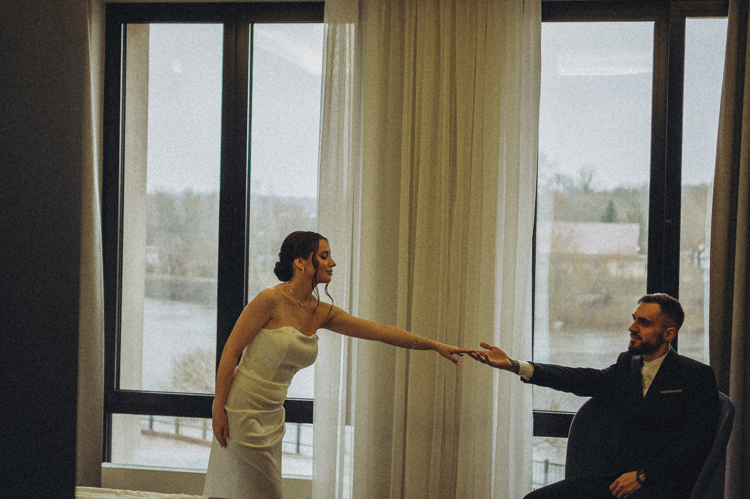 СВАДЕБНАЯ СЬЕМКА СБОРОВ ЖЕНИХА И НЕВЕСТЫ В ОТЕЛЕ И ТАКЖЕ ФОТОСЕССИИЯ В ОТЕЛЕЕ МЕГАПОЛИС БРЯНСК. Профессиональный фотограф, Санкт-Петербург — Виктория Богомолова