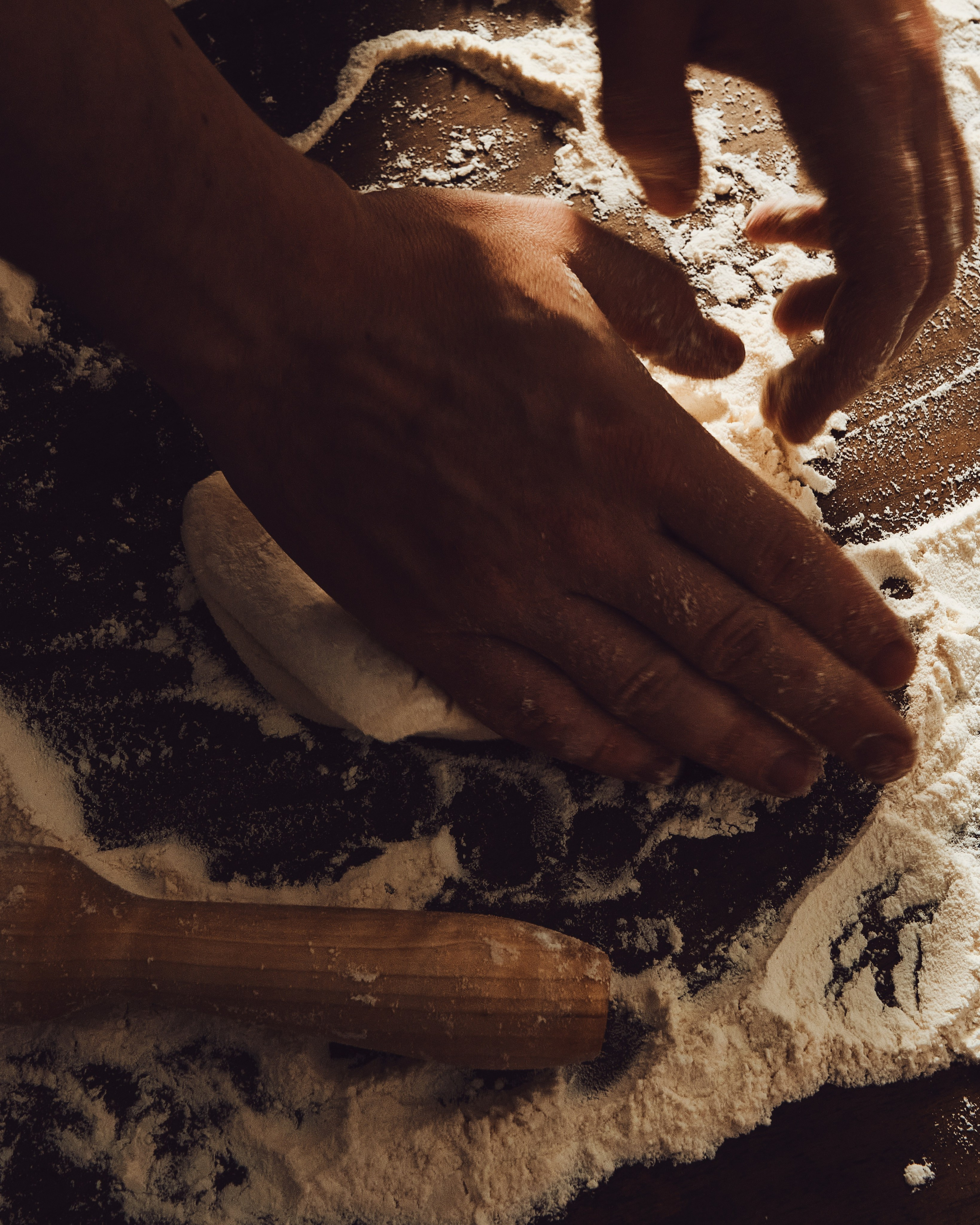 Born 2024. Фотограф Москва | Коммерческие и индивидуальные съемки