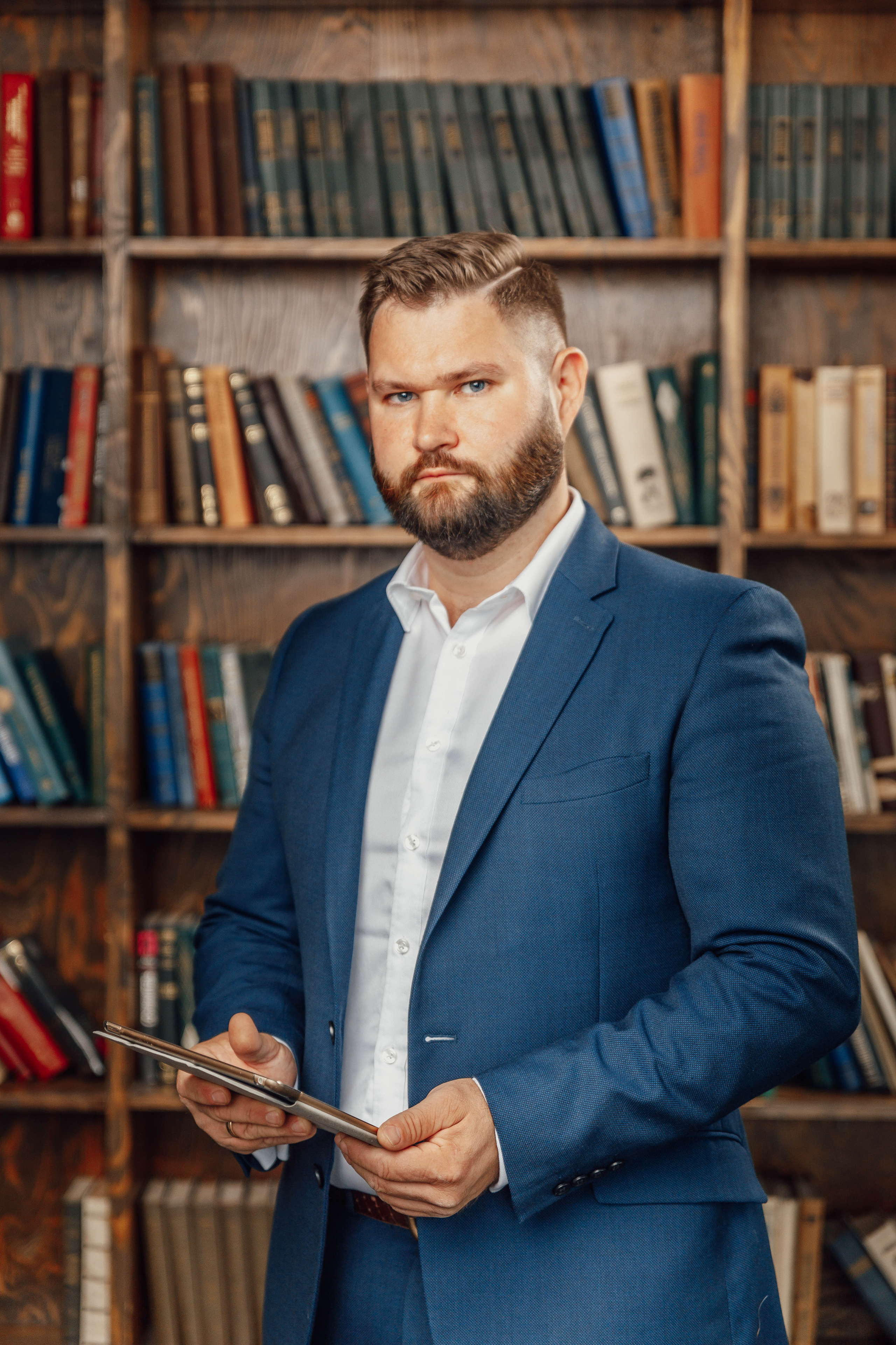Деловой (бизнес) портрет. Фотограф Балаев Михаил
