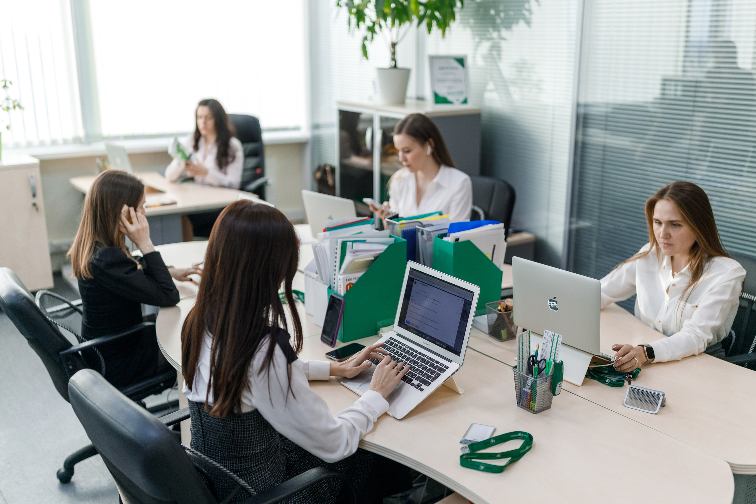 Фотосъемка в офисе. Фотограф Балаев Михаил