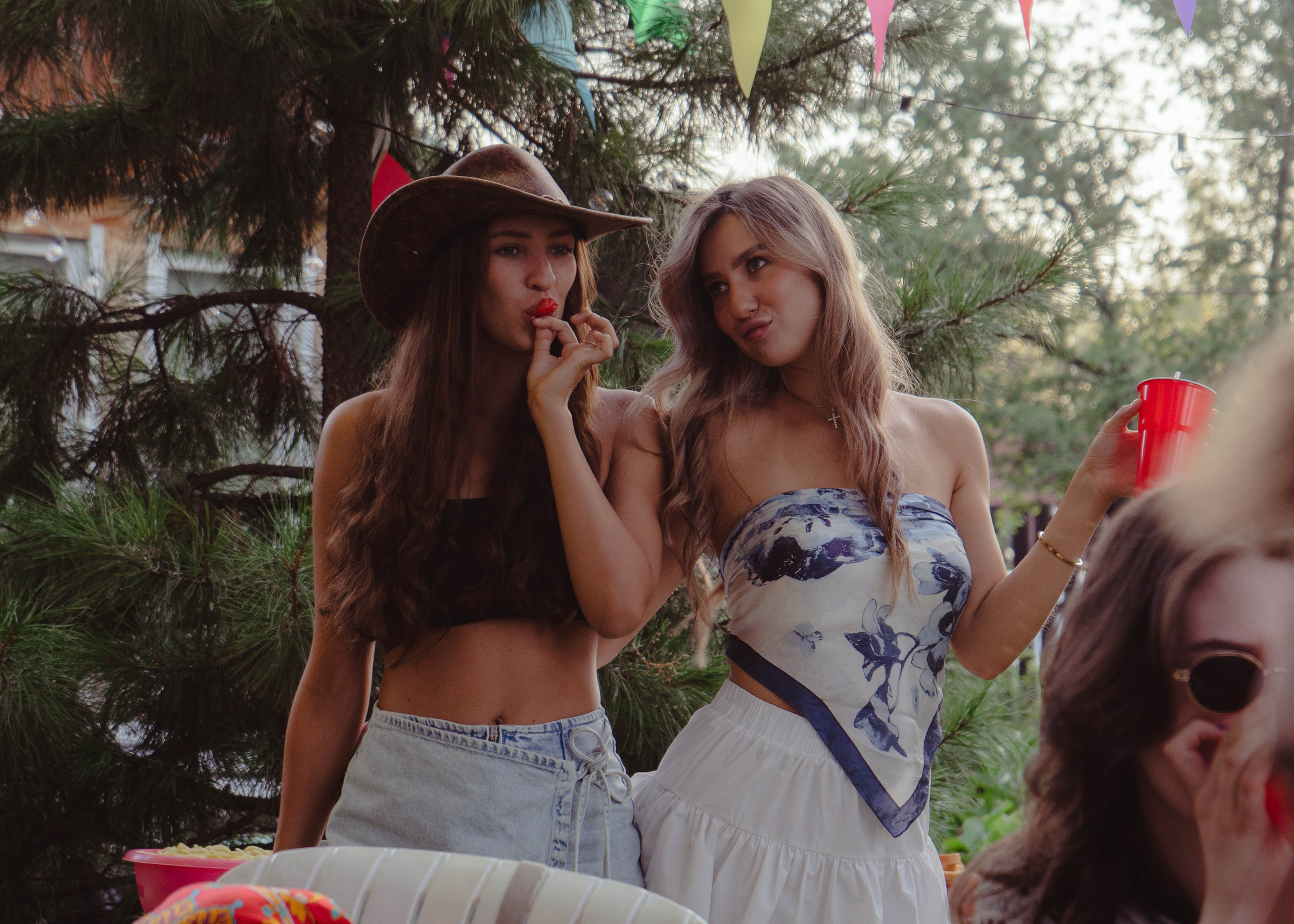 Гавайская вечеринка. Кир Анисин. Режиссер & фотограф