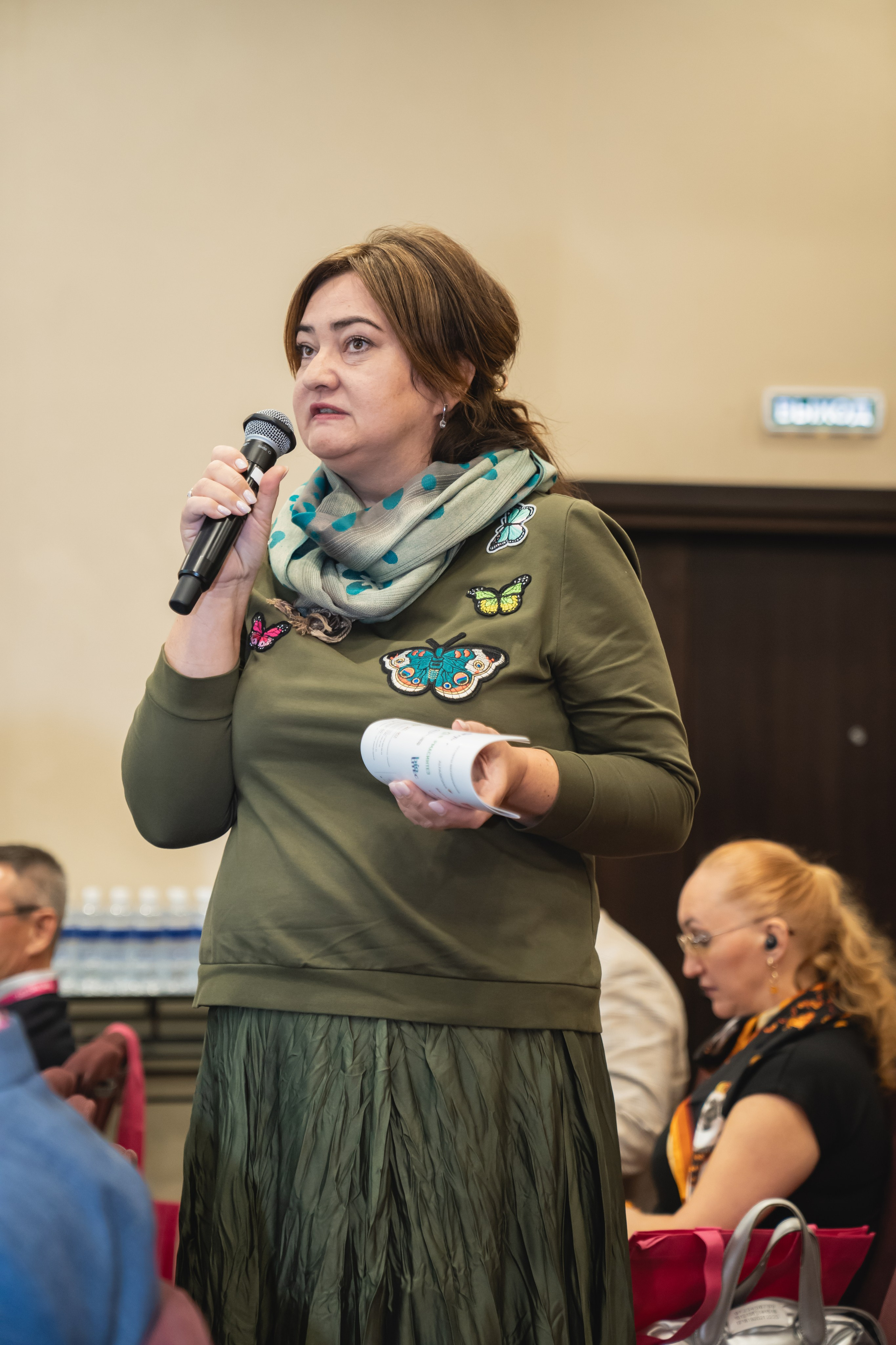 Фотосессия форумов, конференций. Занимаюсь профессиональной фотографией и живу рядом с Байкалом. Работаю в разных жанрах