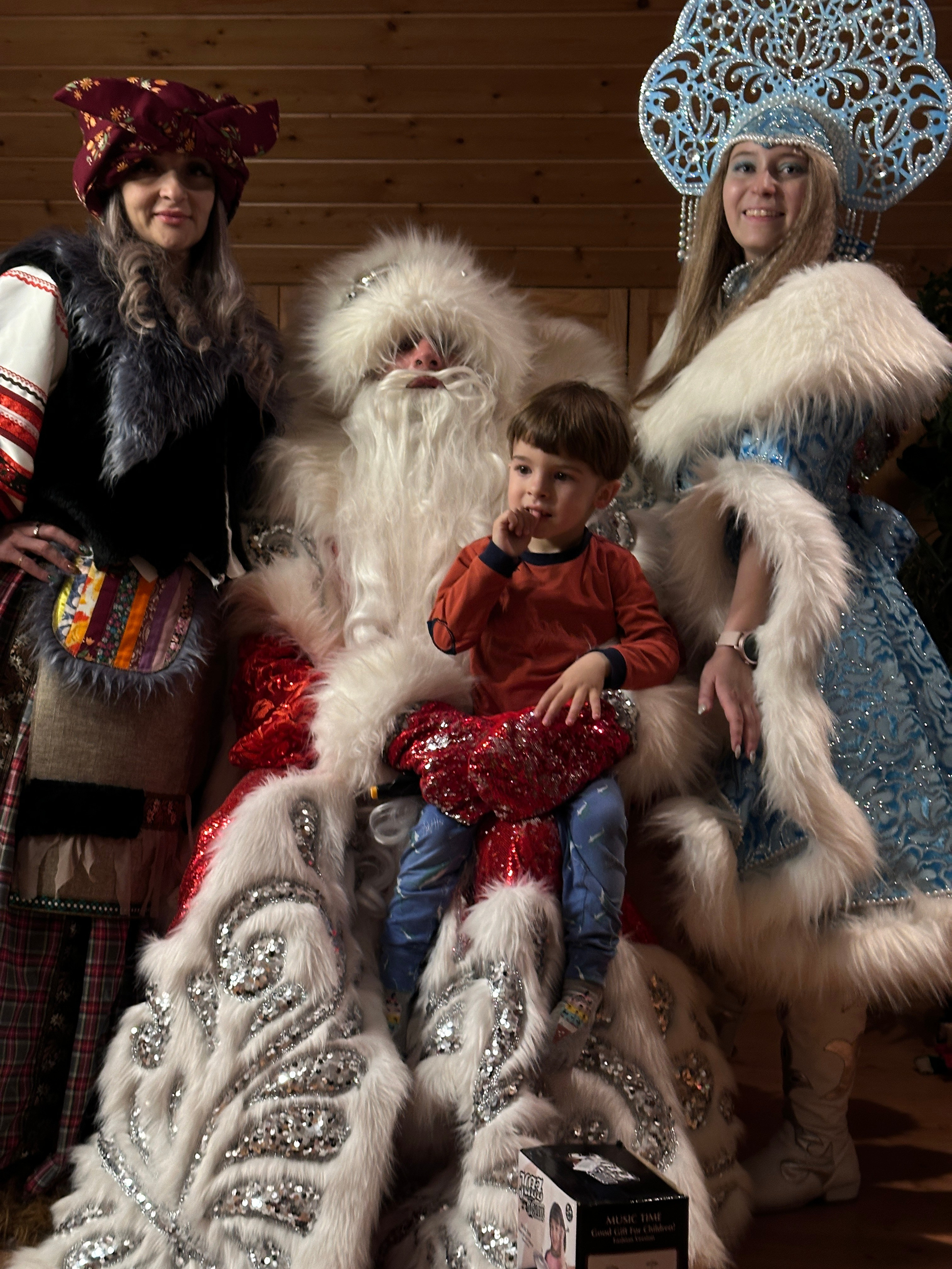 Дети. Смотри, красота!