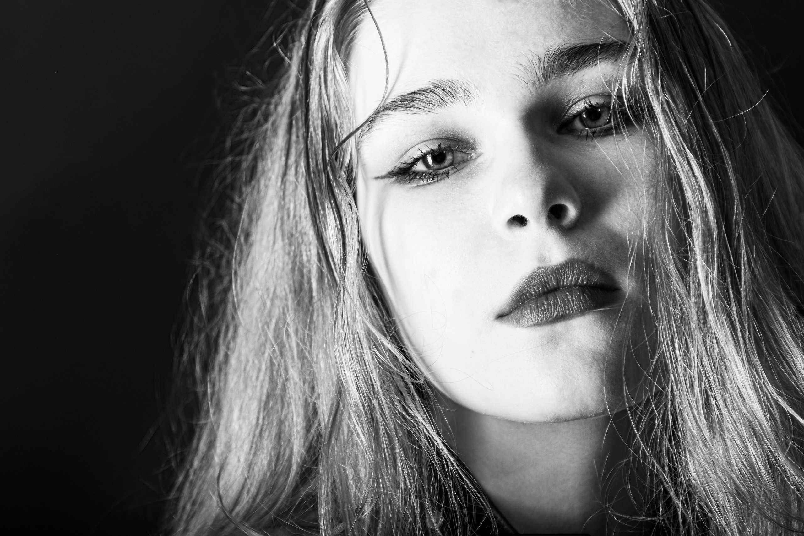 Sveta Dark. Портретный и пейзажный фотограф Никита Павлов