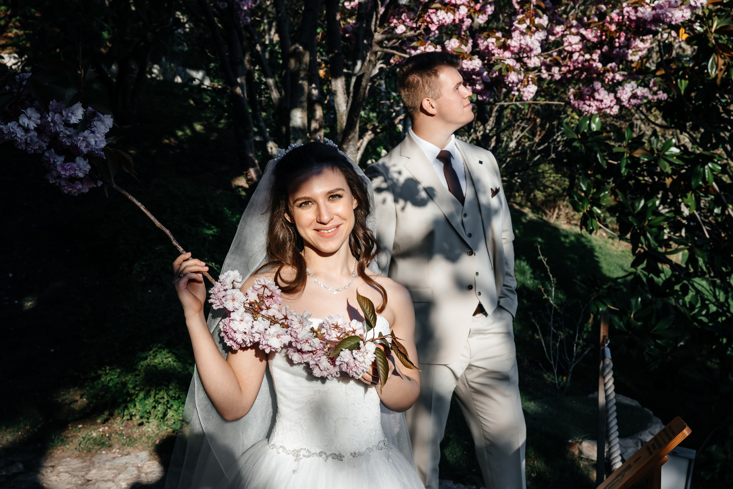 Сакура в Японском саду. Анонс свадьбы для Никиты и Марины. Свадебный фотограф в Крыму и Севастополе Ольга Баскакова