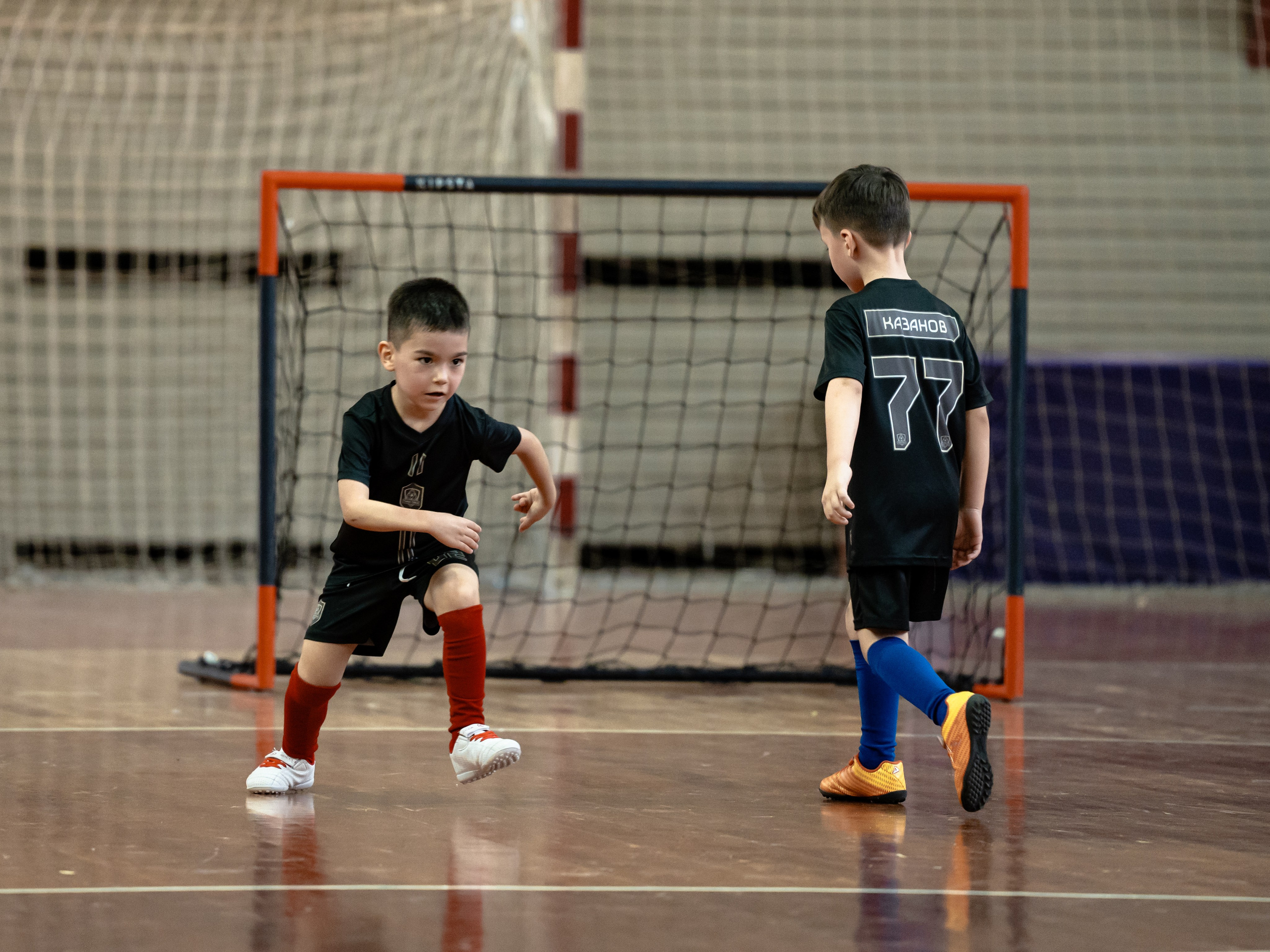 Тики-Така Противостояние 2025. Крамер Юлиана детский и семейный фотограф