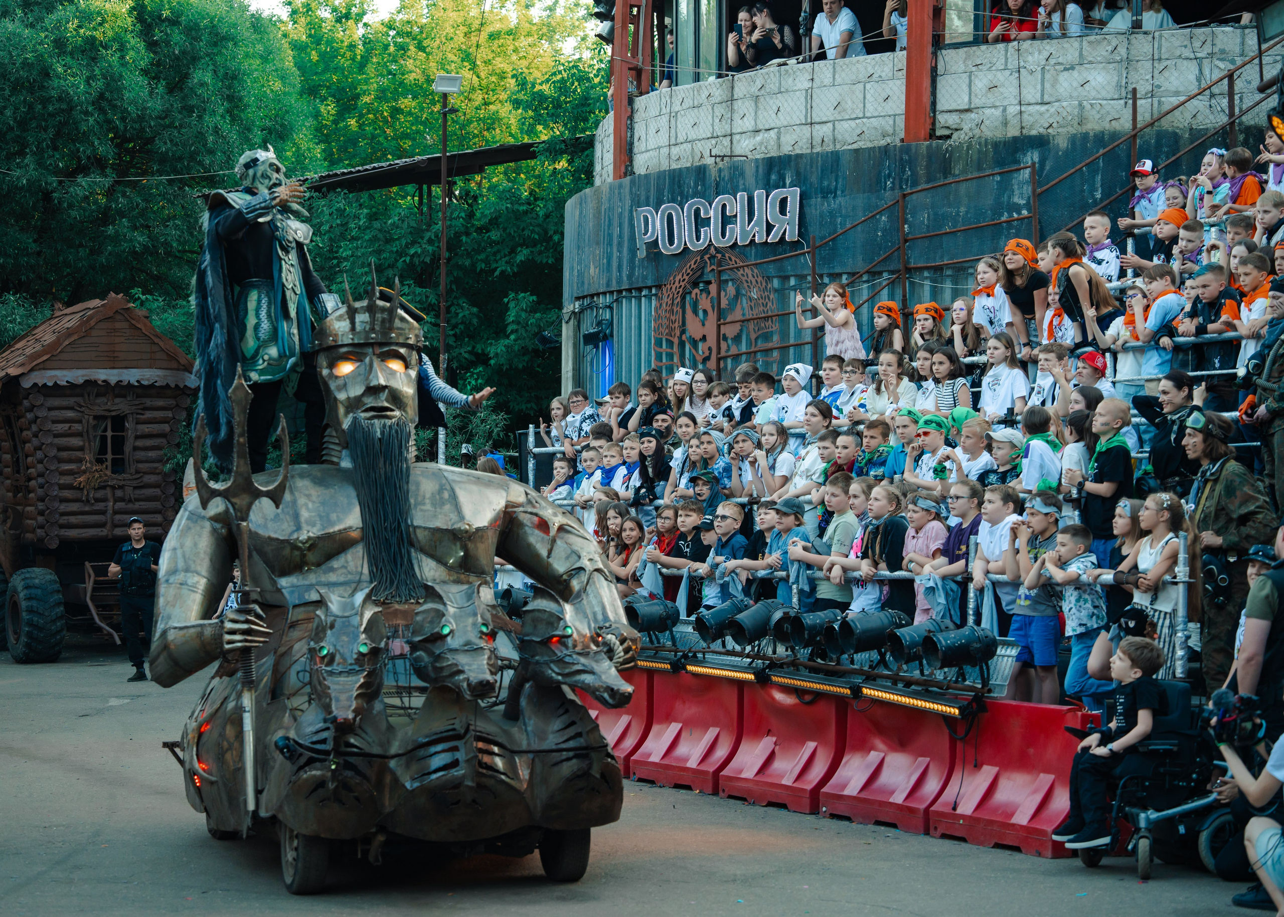 Выпускной Байк Центр «Ночные волки». Крамер Юлиана детский и семейный фотограф