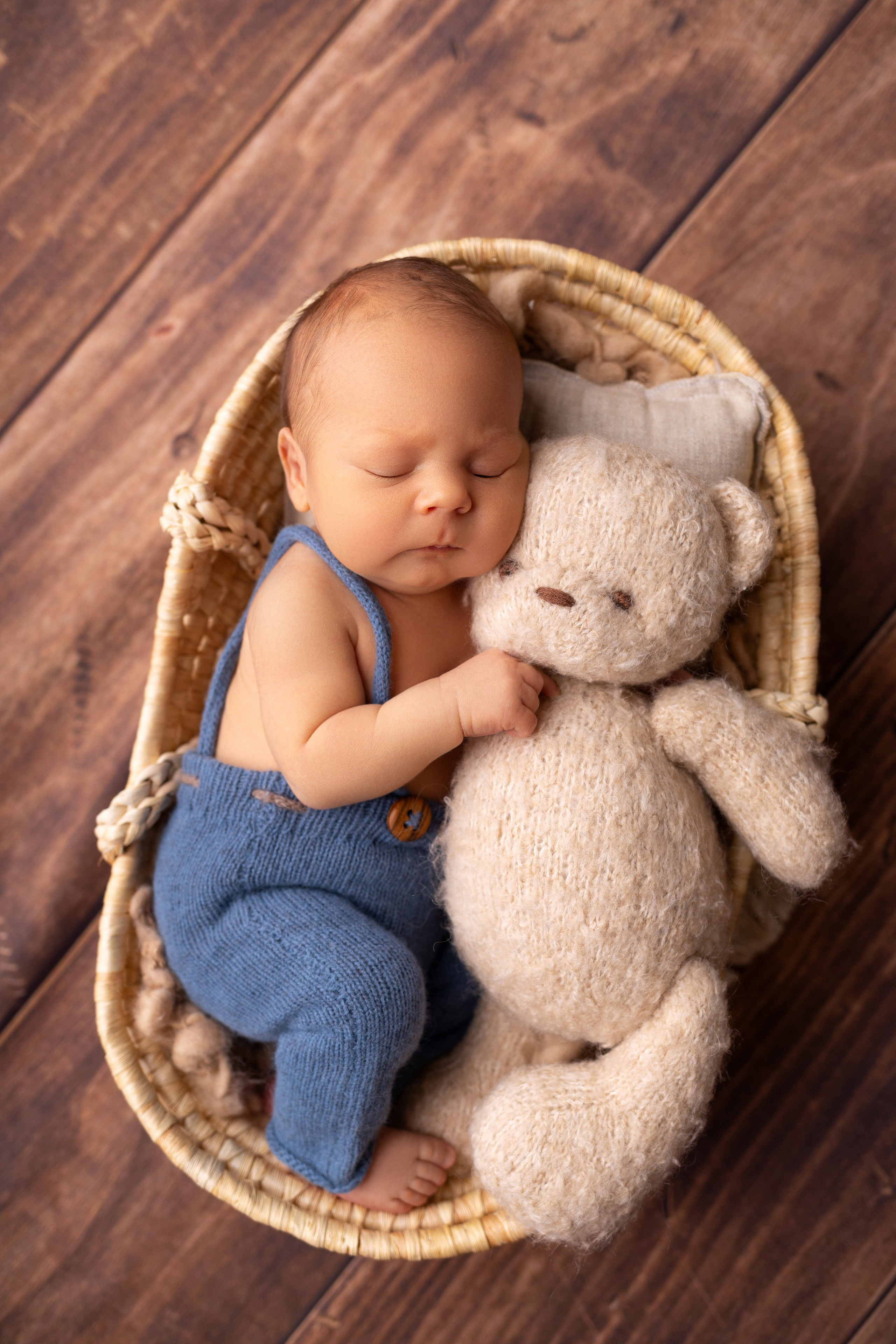 Классическая фотосессия малыша. Фотограф новорожденных малышей в Омске и Омской области Эльвира Камаева