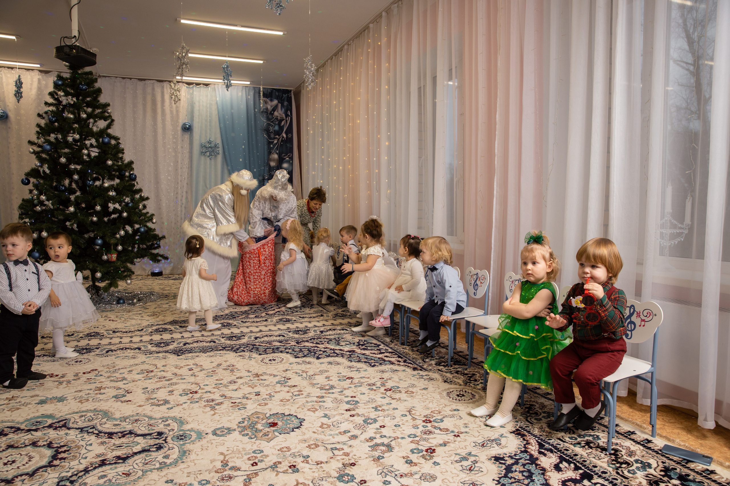 Новогодний утренник Успех. Фотограф в Железнодорожном и Балашихе