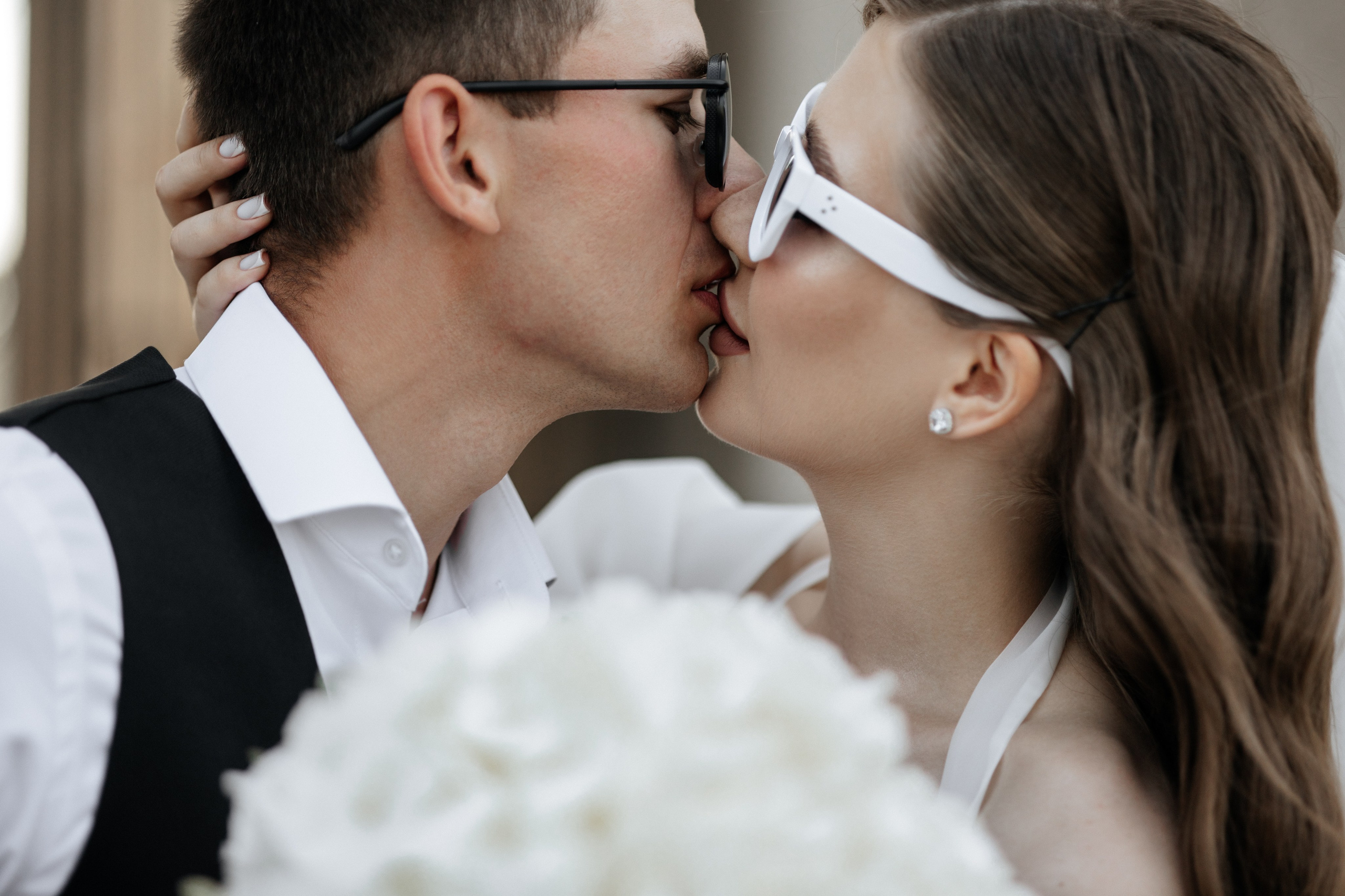 Контакты. Свадебный фотограф в Курске Антон Богданов