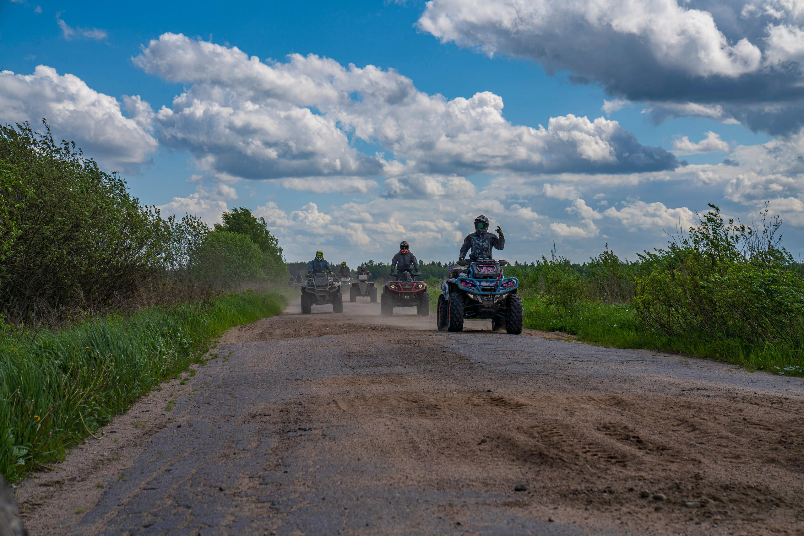 RazVolution. Графический дизайнер Илья Левченко
