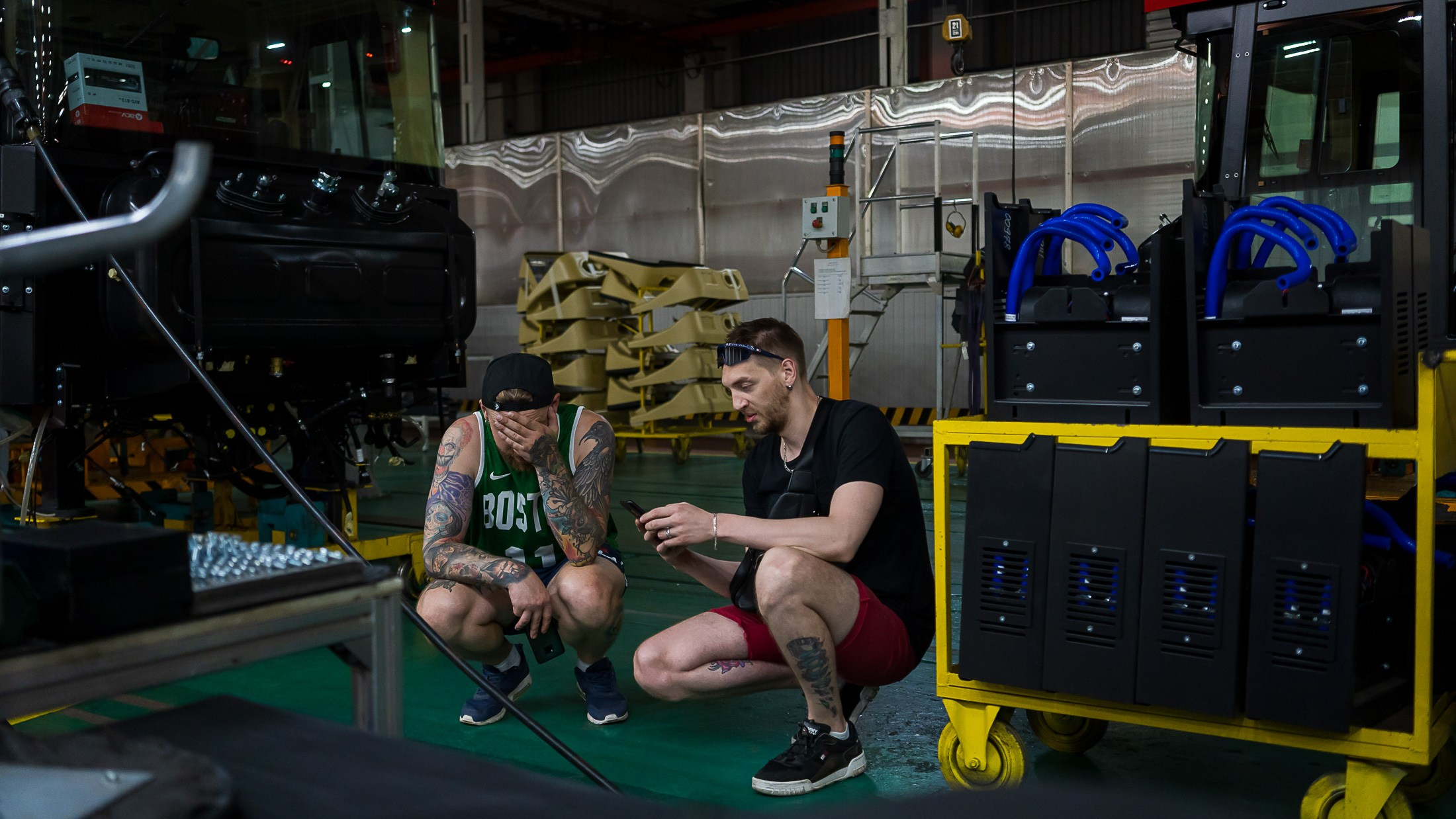 Кировский завод. Графический дизайнер Илья Левченко