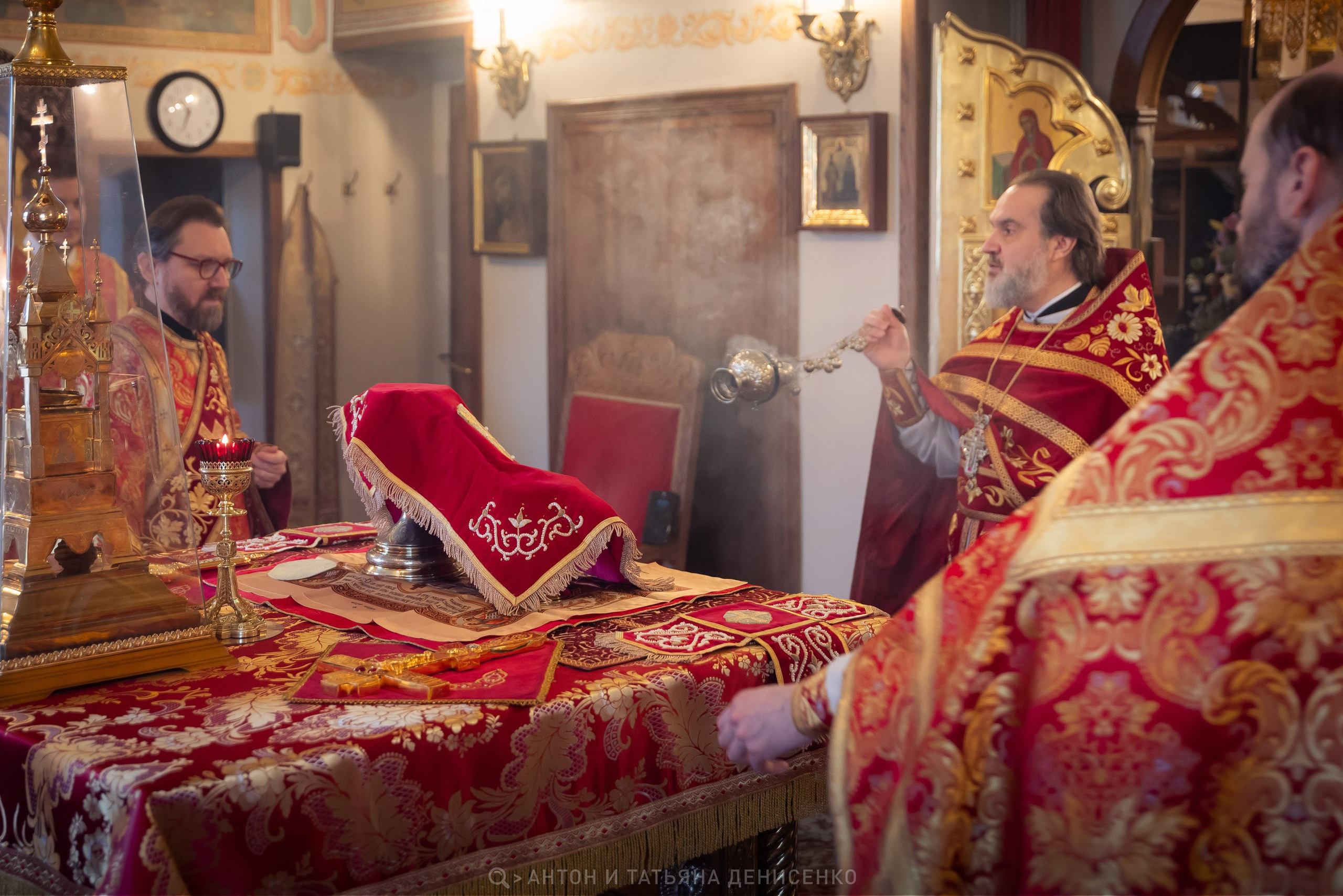Храм Преображения Господня в Богородском. Антипасха. Антон и Татьяна Денисенко — В храме