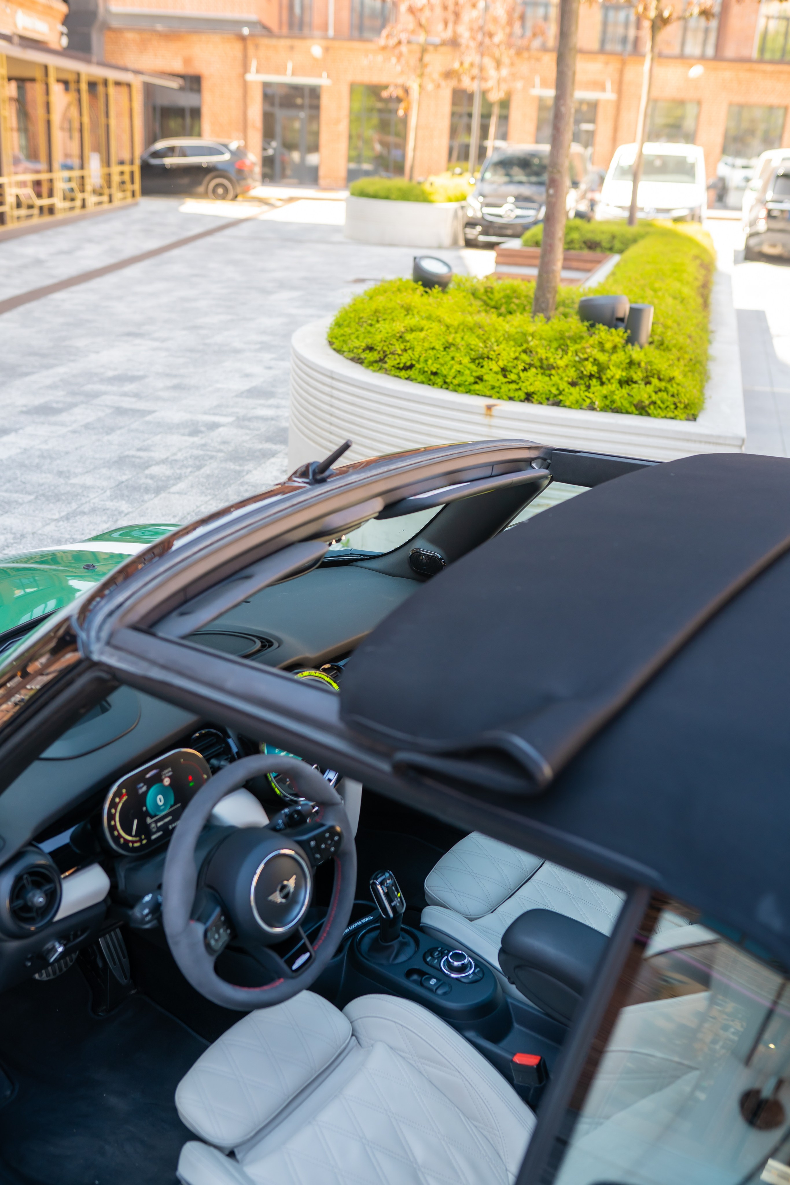 Mini Copper JCW Green. Mirllaev