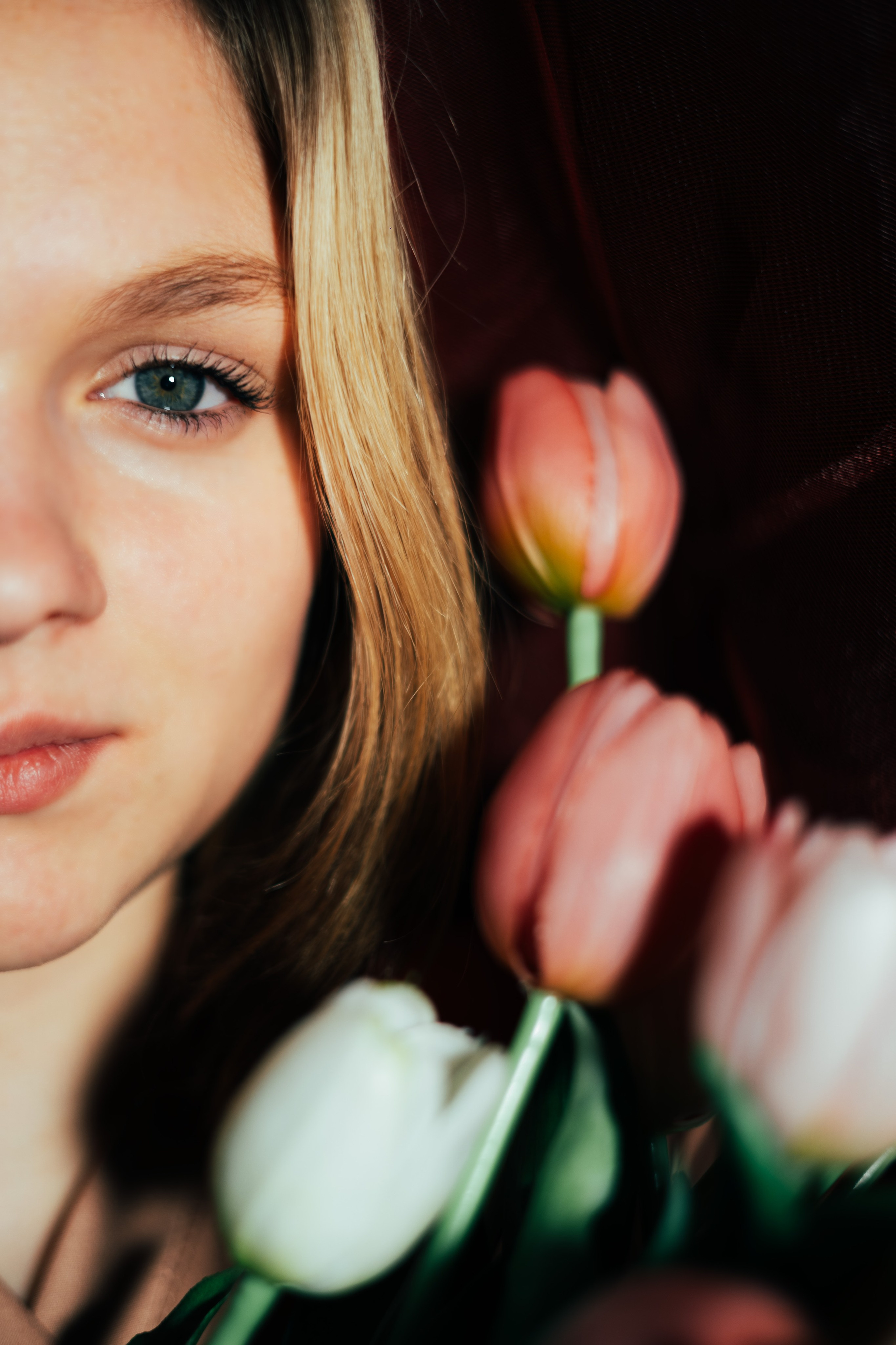 Портретная фотосессия в Алматы — индивидуальный портрет в студии. Фотограф Алматы