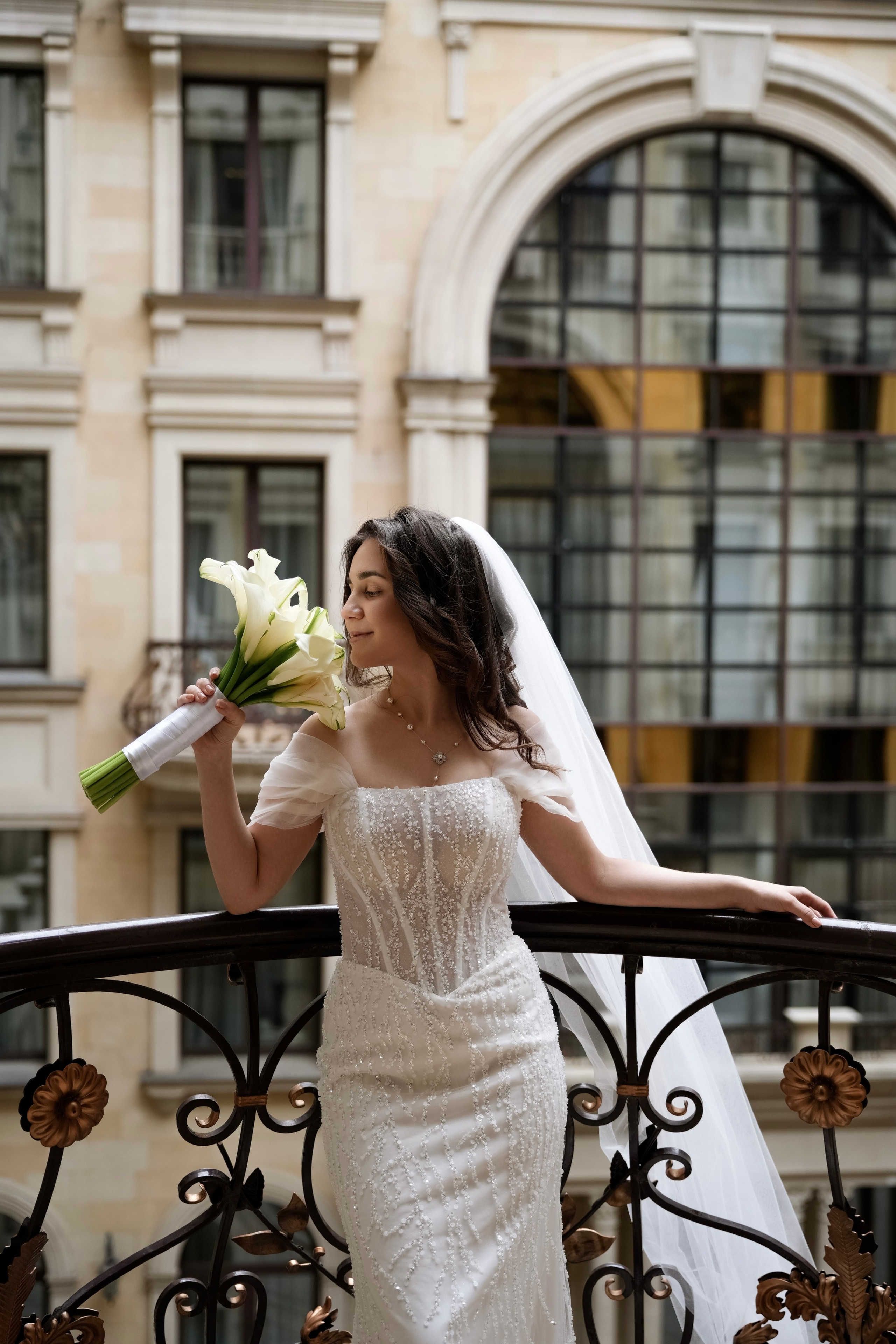 Свадебная Фотосессия утра невесты и жениха в отеле St.Regis и прогулка в усадьбе Царицыно