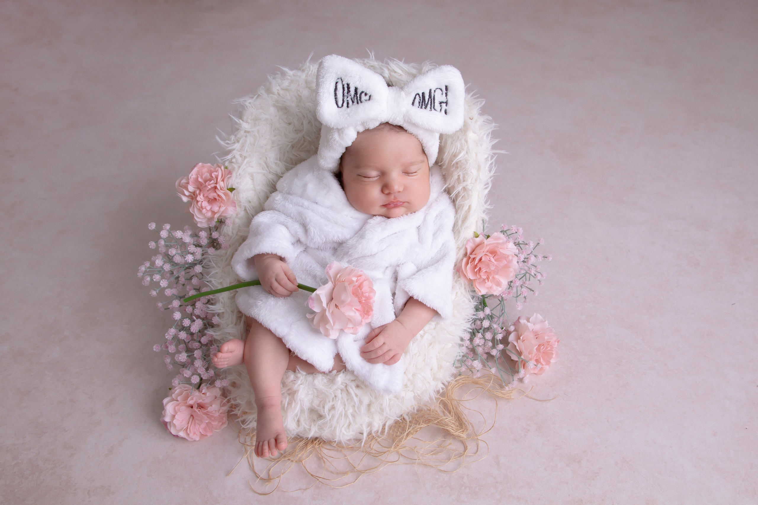 Портфолио. Самая первая фотосессия малыша! Профессиональная съемка новорожденных Newborn в Москве и МО!