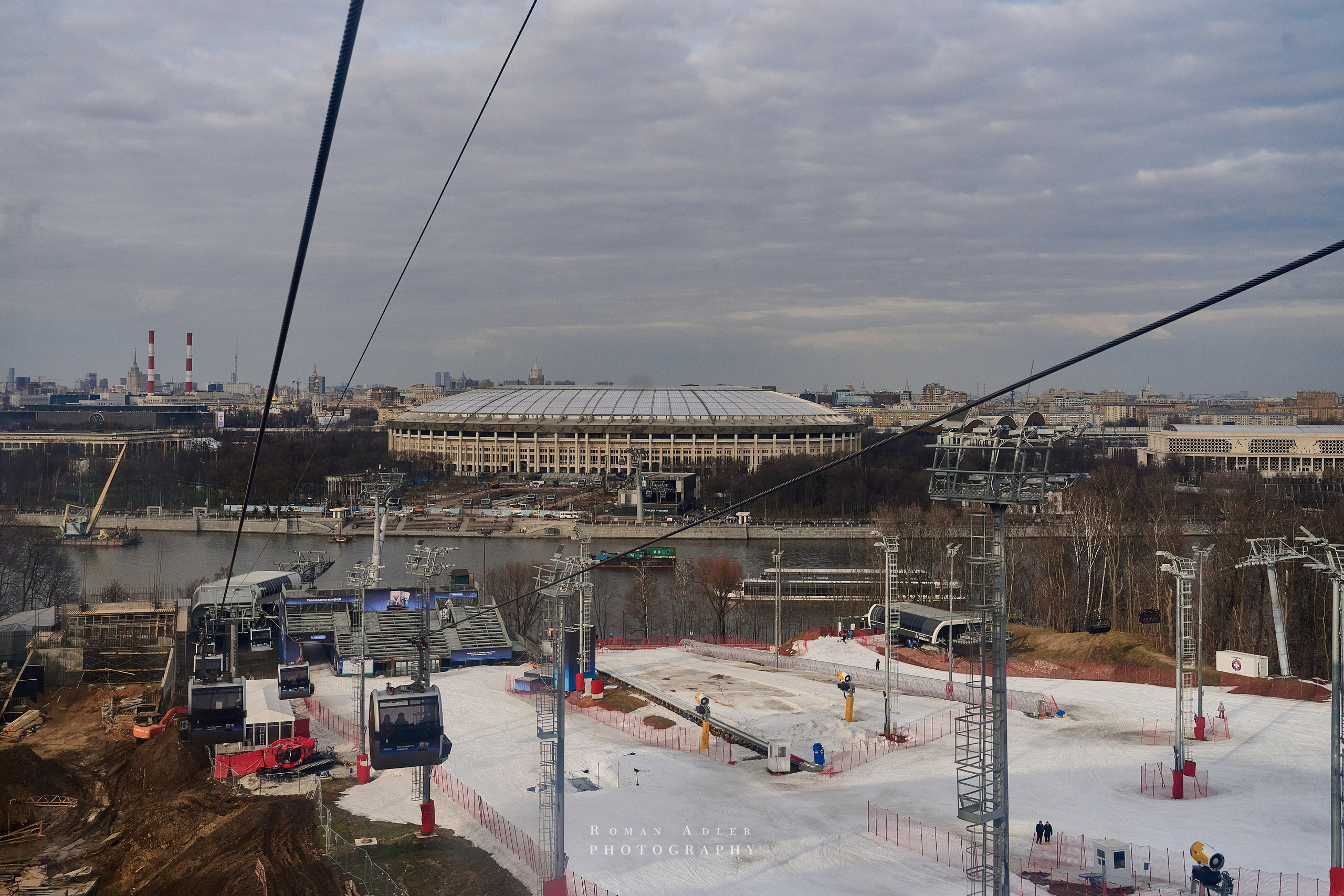 Весна. Москва 2025. Фотограф Роман Адлер
