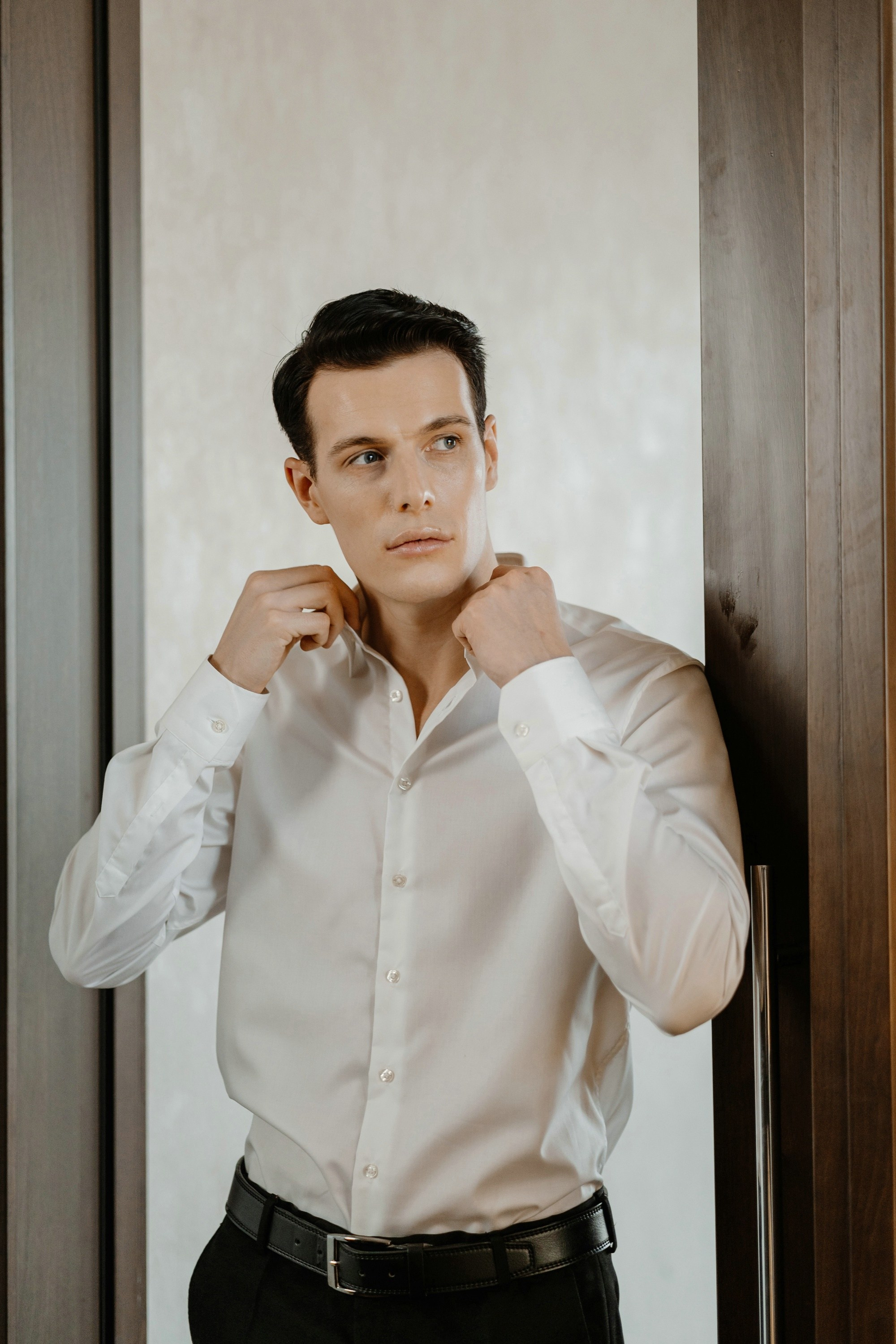 Фотосессия свадьбы на лестнице в Hyatt Regency Moscow Petrovsky Park. Свадебный и семейный фотограф в Москве Светлана Зоткина