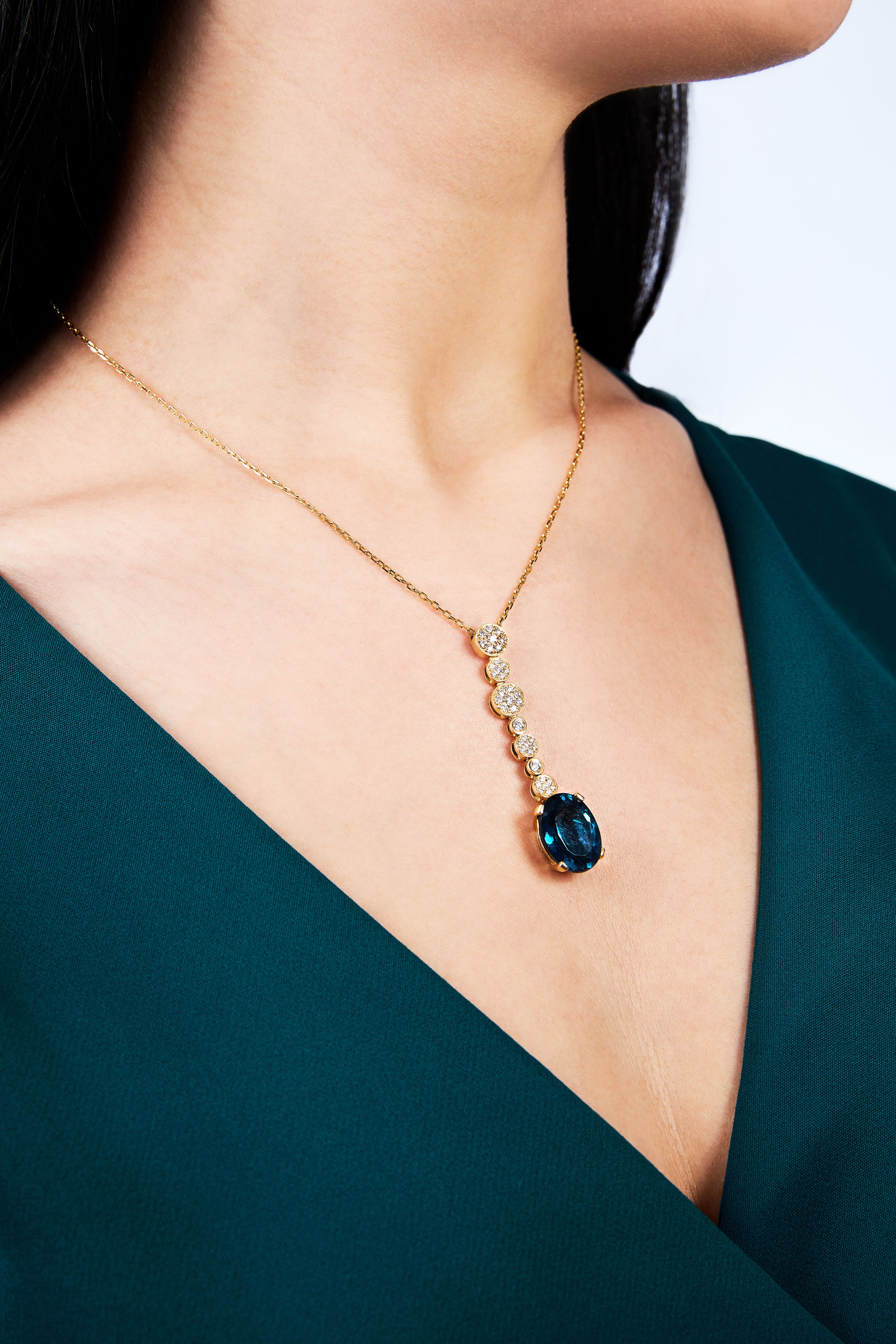 Фотосъемка ювелирных изделий на модели. Надежда Доброва предметный и ювелирный фудфотограф, Москва