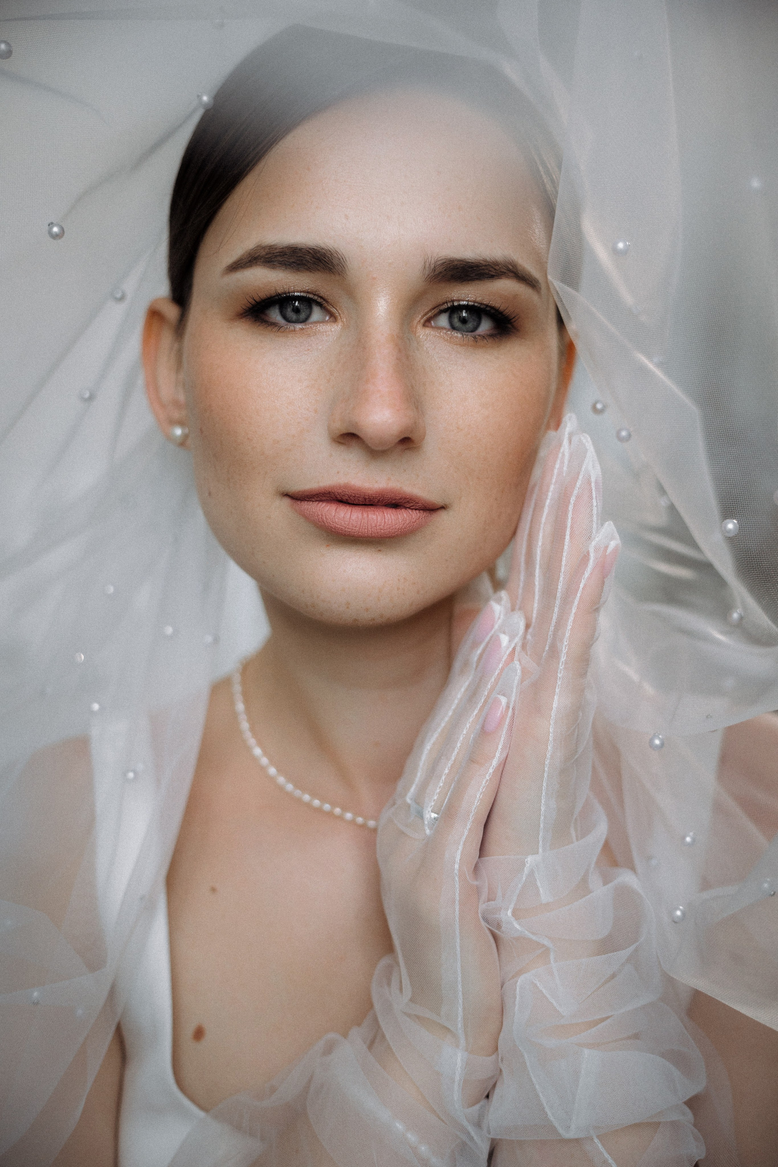 Портфолио свадебного фотографа в Москве. Фотосессия с лошадьми Москва. Фотограф на свадьбу в Москве. Свадебная фотосессия на черном фоне. Фотограф в Москве Валерия Рожкова