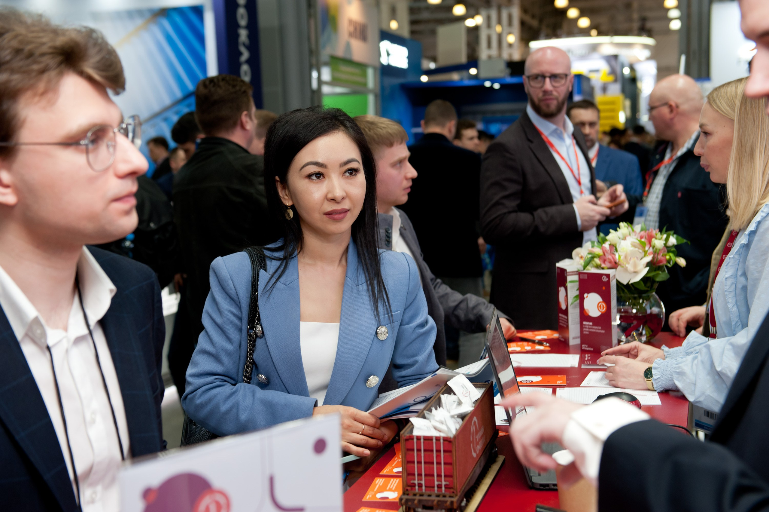 Работа выставочного стенда ПГК. Репортажный фотограф и видеограф Слава Думчев. Тимбилдинги, отчетники, корпоративы