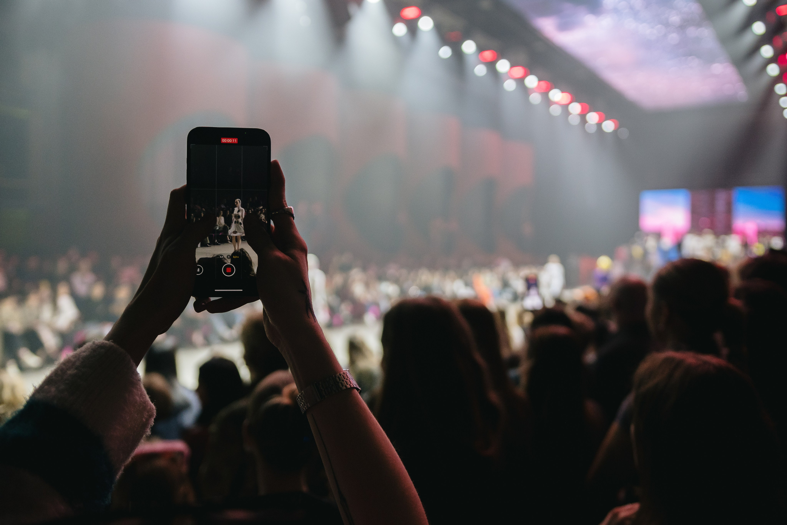 Самокат x HSE DESIGN: Главные переменные. Даниил Сергеев: репортажный фотограф