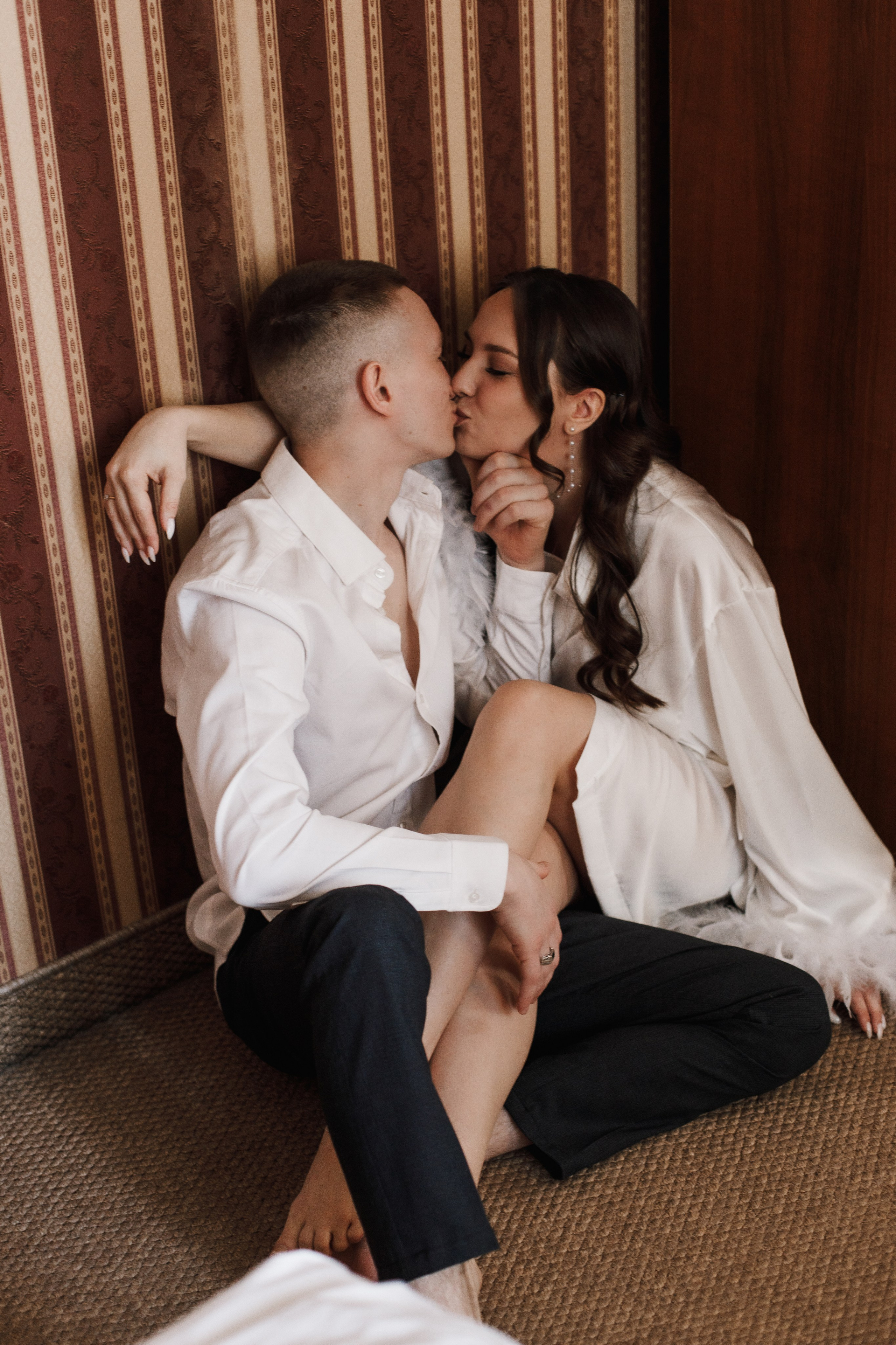 Центральная гостиница. Свадебный и семейный фотограф Екатеринбург Настя Саедгалина