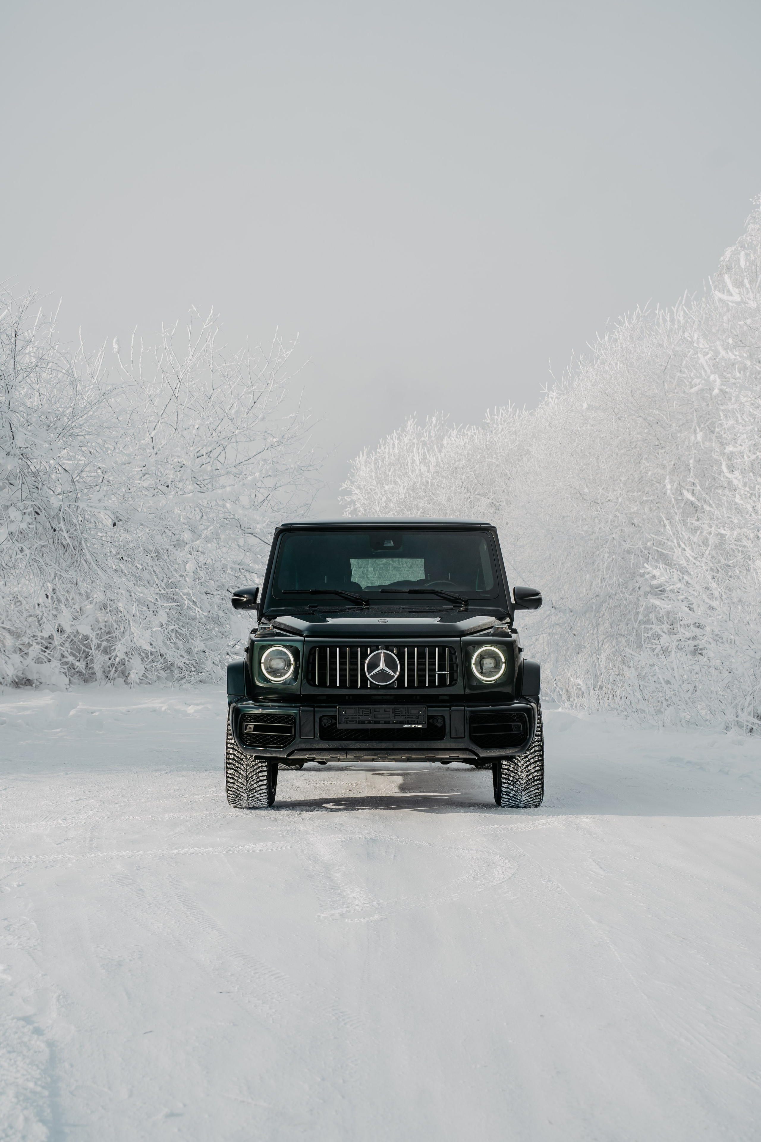 Mercedes-Benz 63 AMG. Фотограф, видеограф и пилот дрона на Байкале