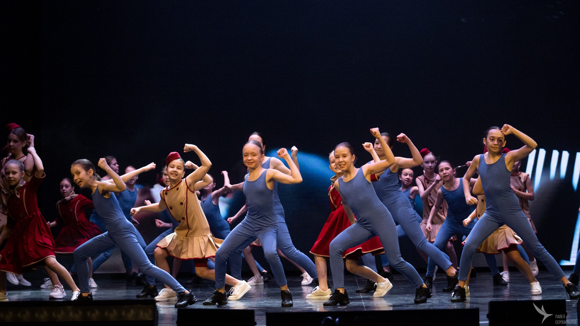 Шаг. Репортажный фотограф в Казани Павел Серпокрылов