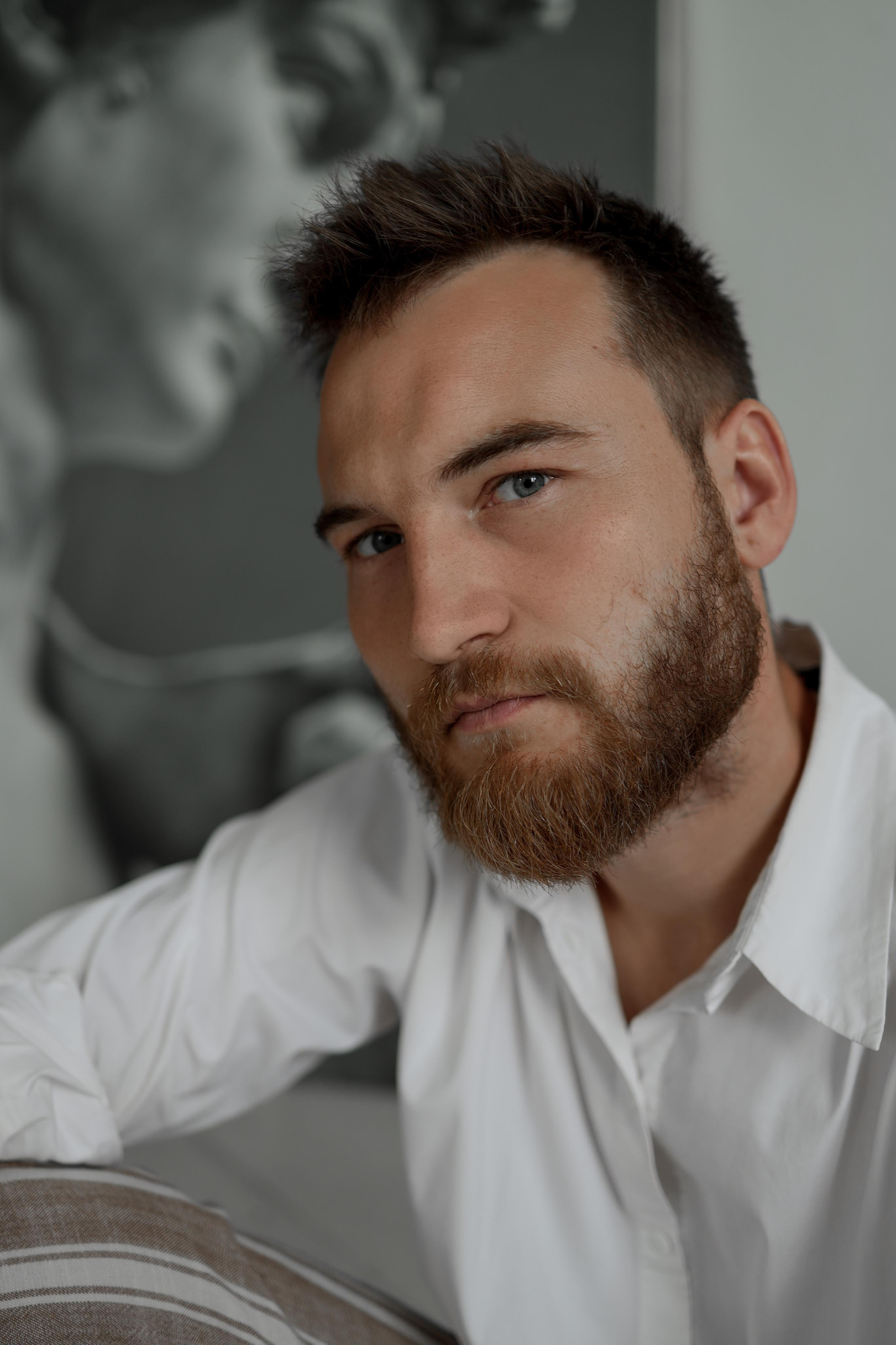 Индивидуальная и семейная съемка. Свадебный фотограф в Крыму Виталий Овчинников