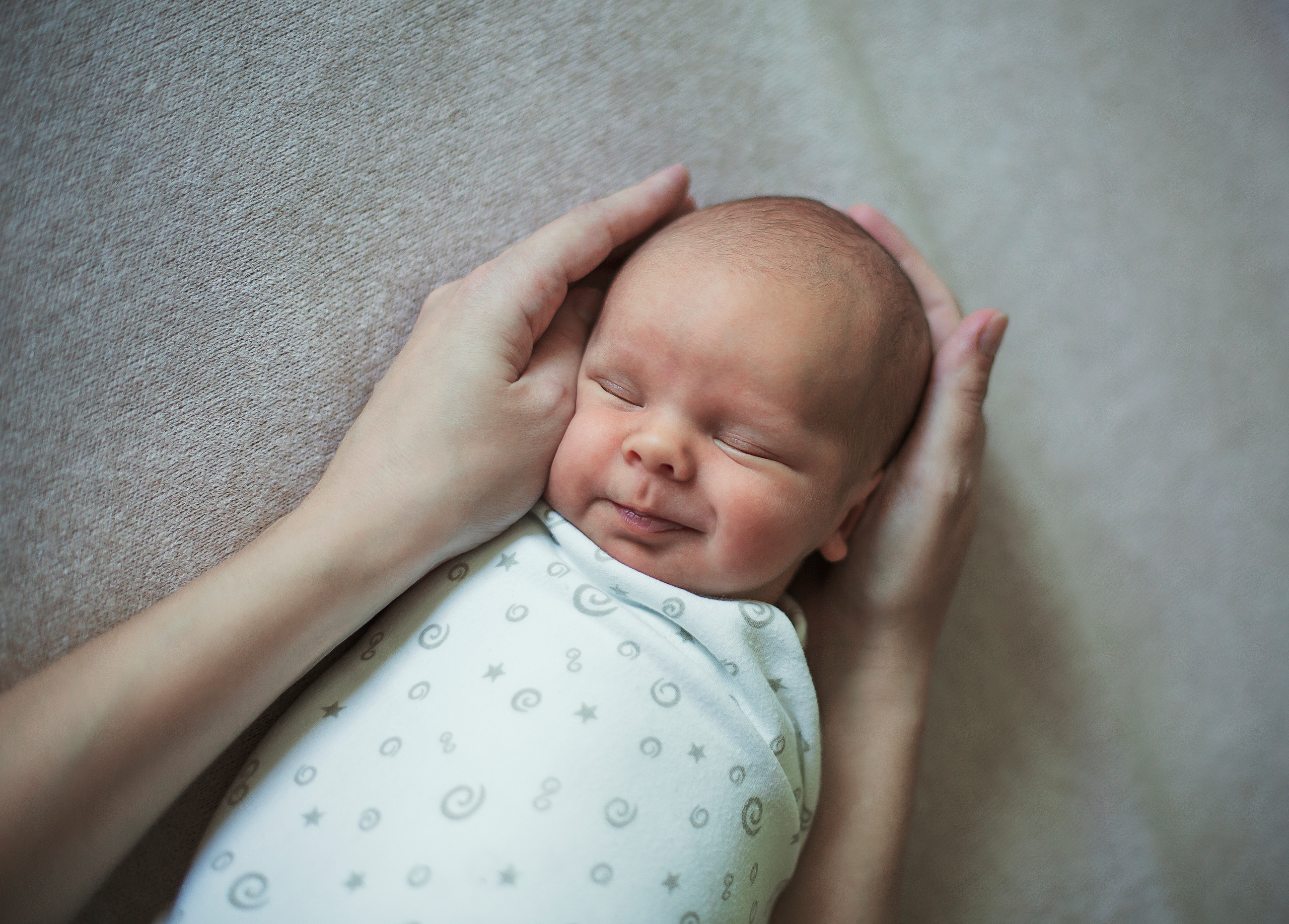 Фотосессия новорожденного дома. Фотограф в Волгограде Галина Власенко