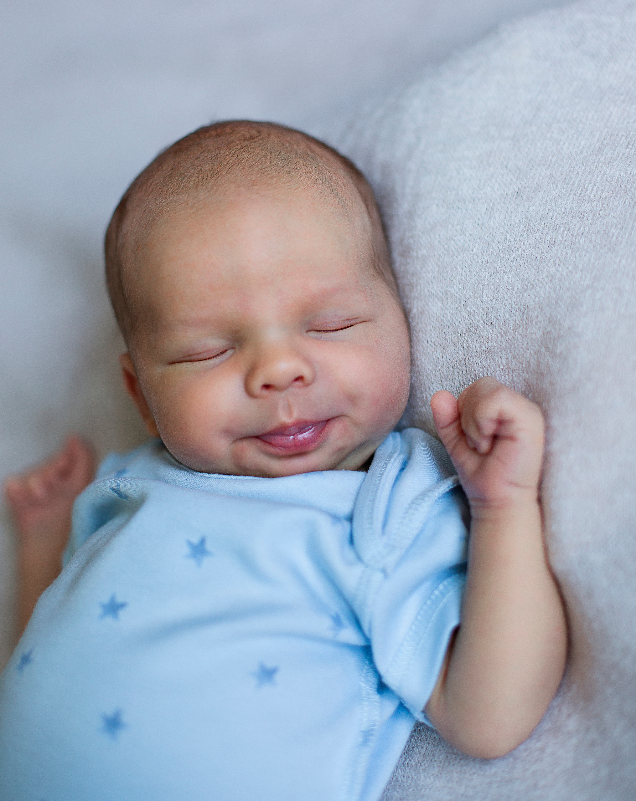 Фотосессия новорожденного дома. Фотограф в Волгограде Галина Власенко