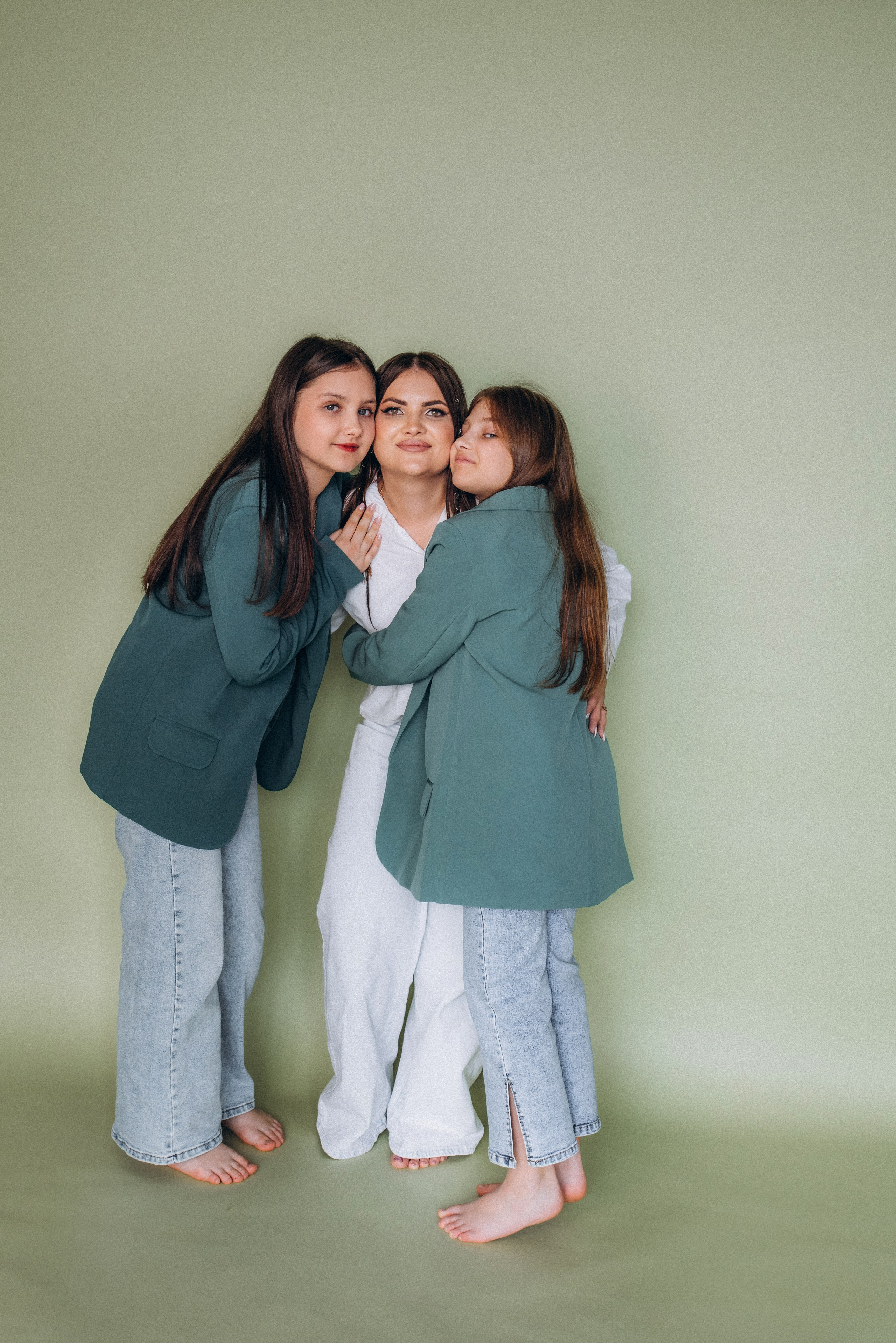 КАТЯ И ДОЧКИ. Ольга Козлова фотограф Волгоград olkiny-fotki.ru