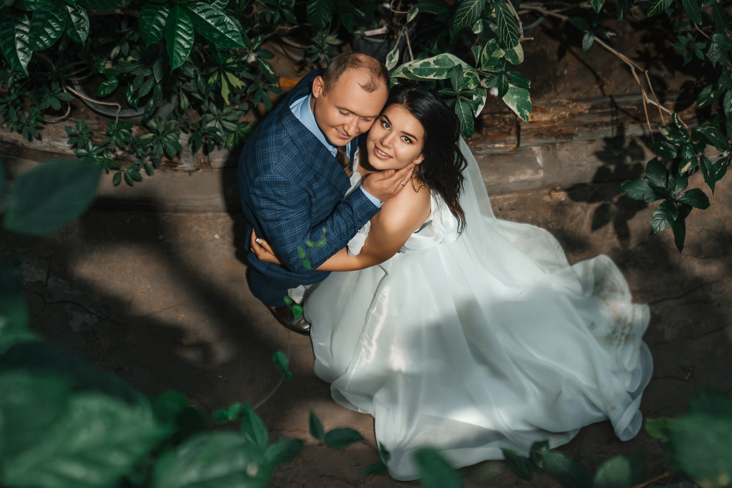 Свадебная фотосессия в оранжерее Ботанического сада им. Цицина. Свадебный и репортажный фотограф-видеограф Москва и Московская область