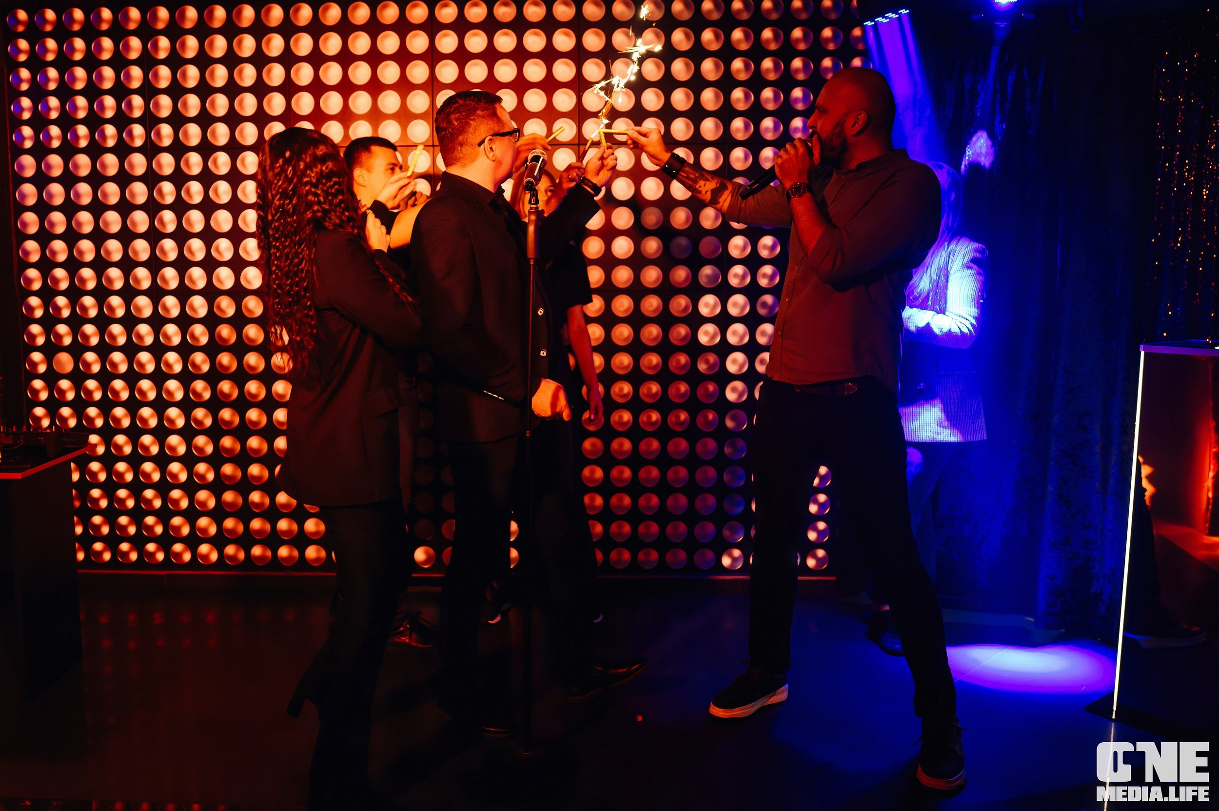 Фоторепортаж из караоке-клуба Эйфория. One Media Life: фоторепортажи, фотоотчеты с мероприятий и заведений