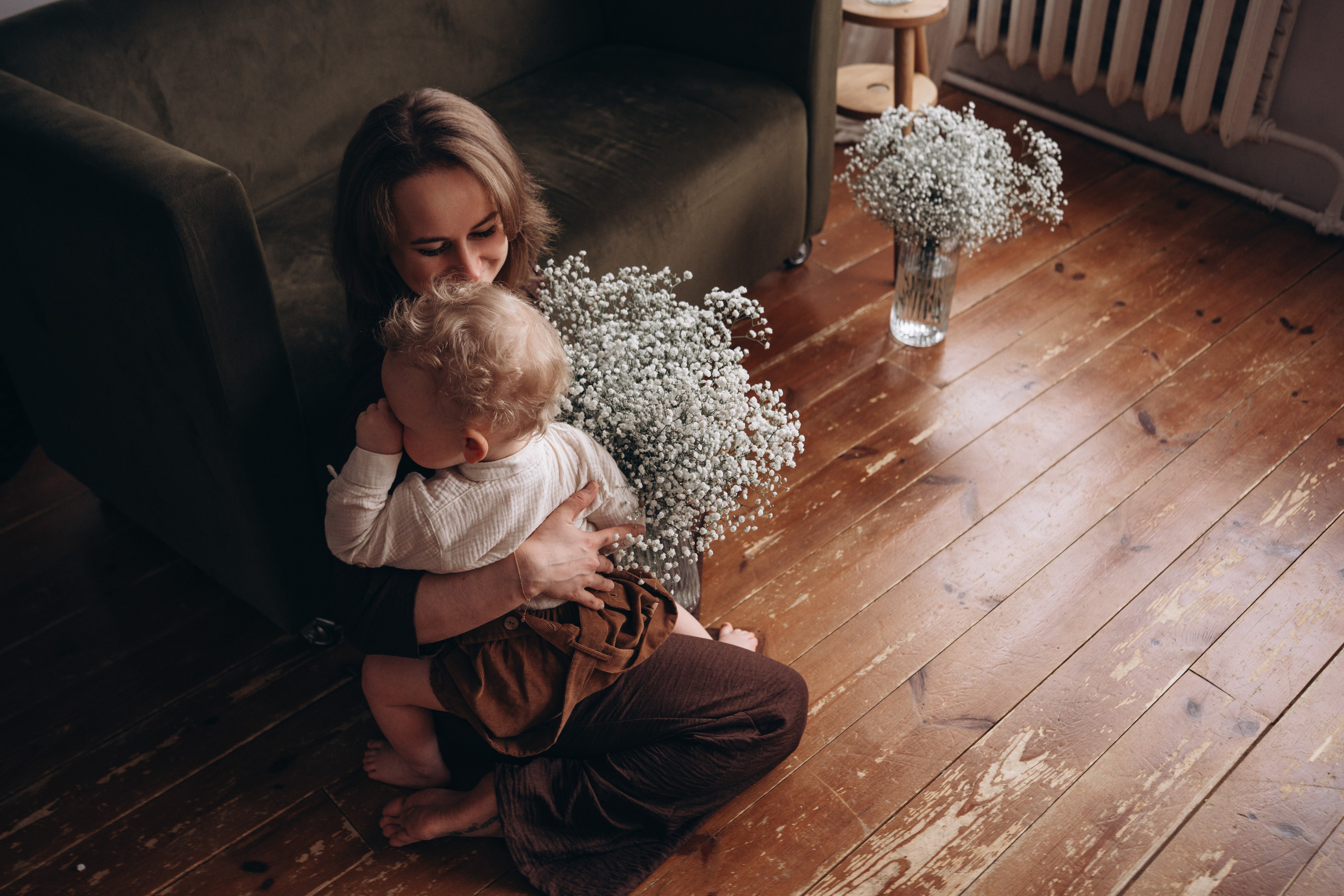 Фотодень Мамы 2026. Фотограф Новорожденных в Москве. Семейные истории в стиле LIFE