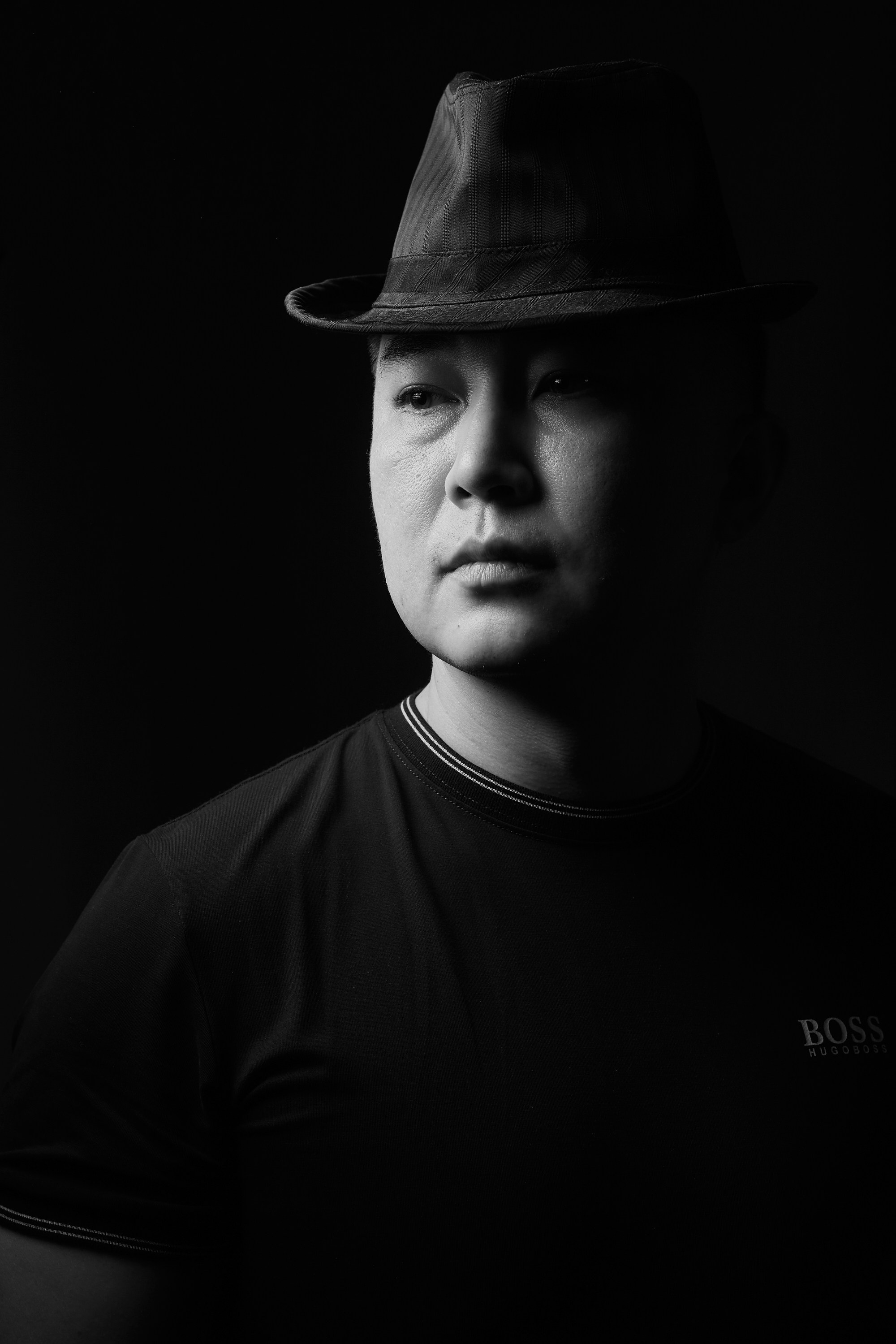 У меня дома (ЧБ)