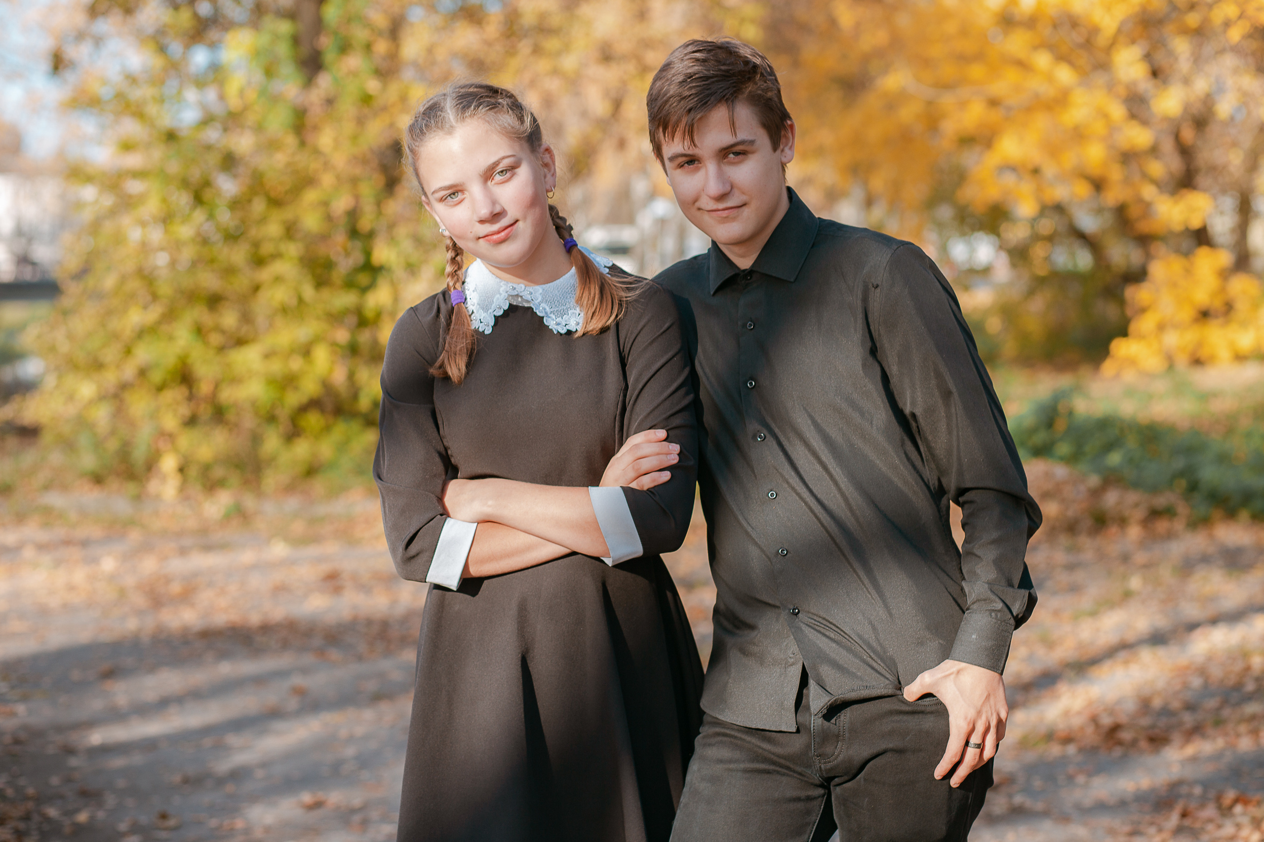 Осенняя фотосессия для выпускного альбома. Студия выпускных альбомов Остров